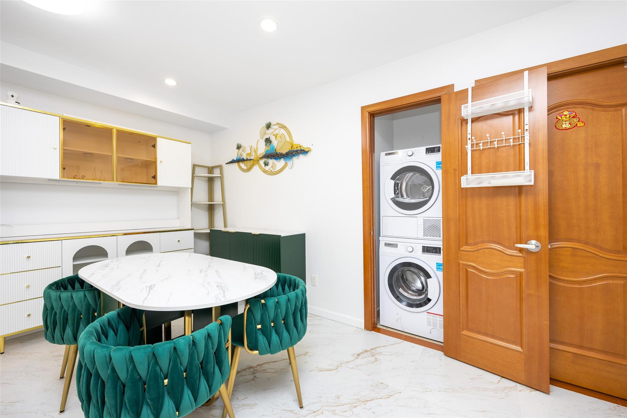 144-69 Barclay Avenue # 6C, Flushing, NY 11355