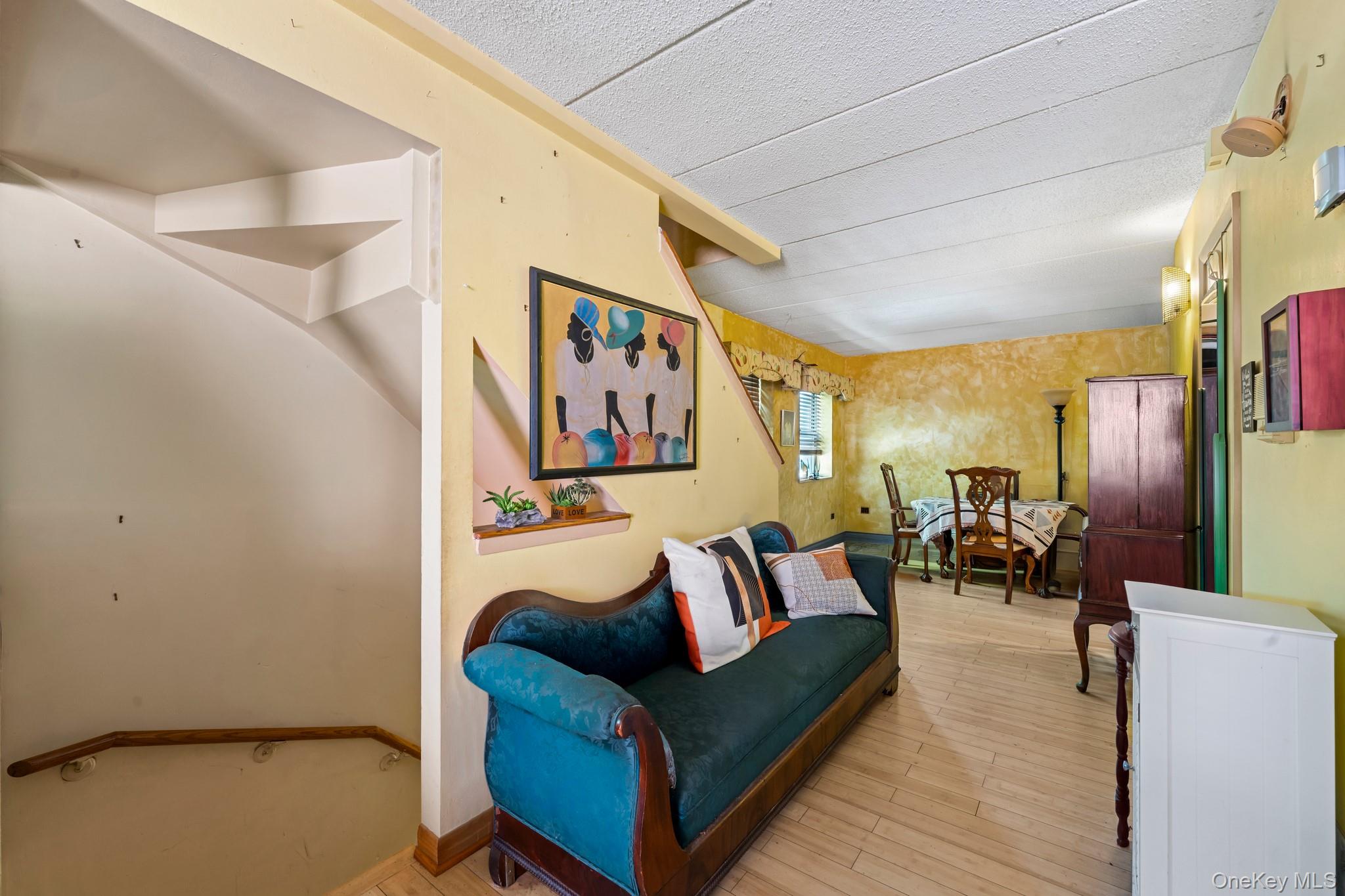 300D W 137 Street # D, New York (Manhattan), NY 10030