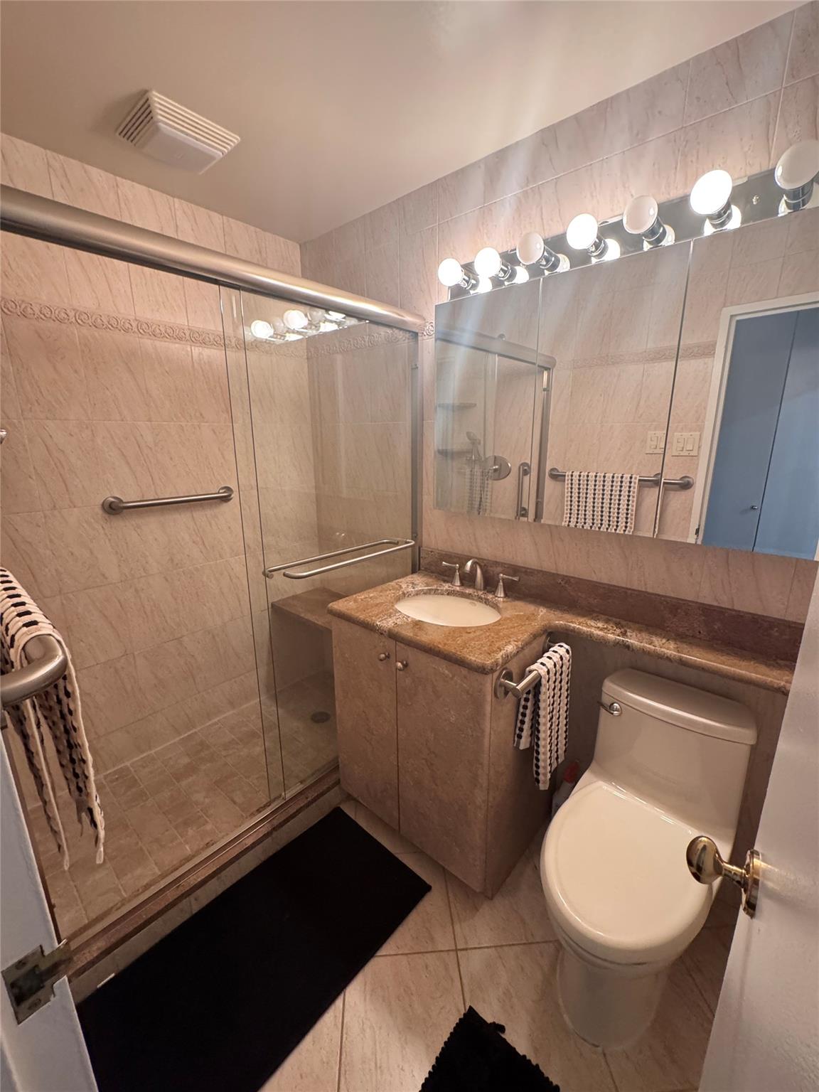 269-10 GRAND CENTRAL PARKWAY # 2C, Floral Park, NY 11005
