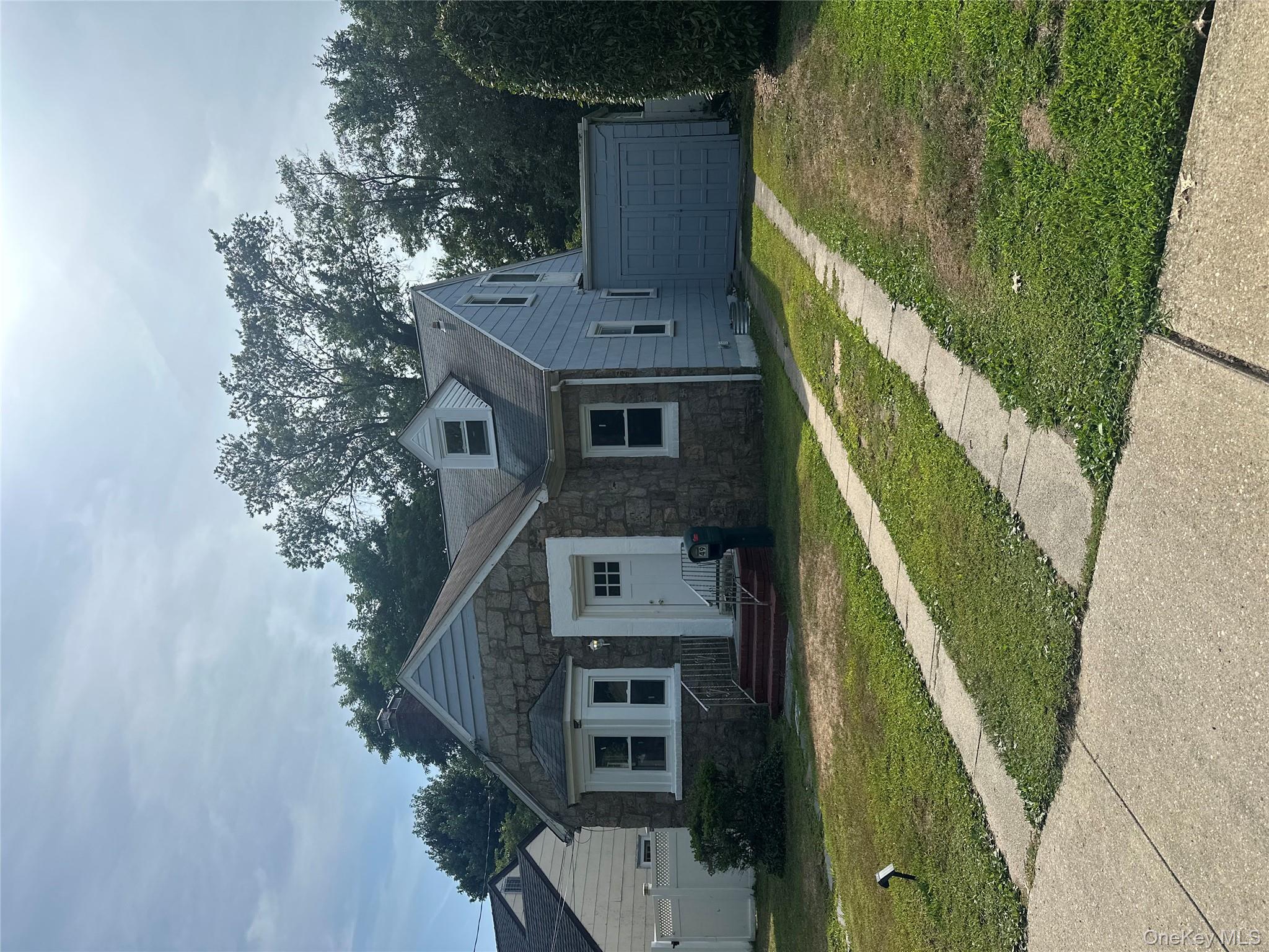 49 S Baldwin Place, Massapequa, NY 11758