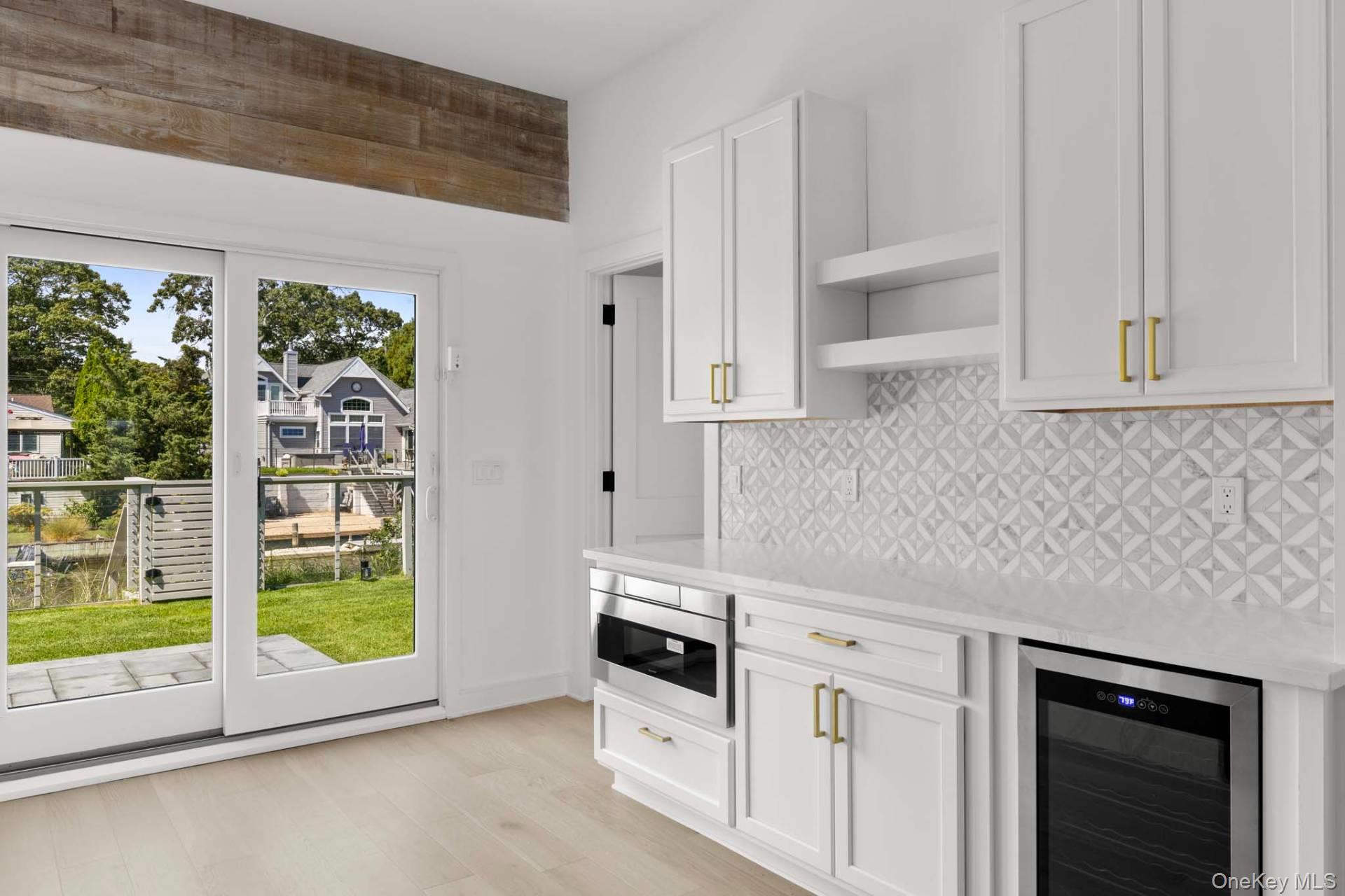 4 Bonita Road, East Quogue, NY 11942