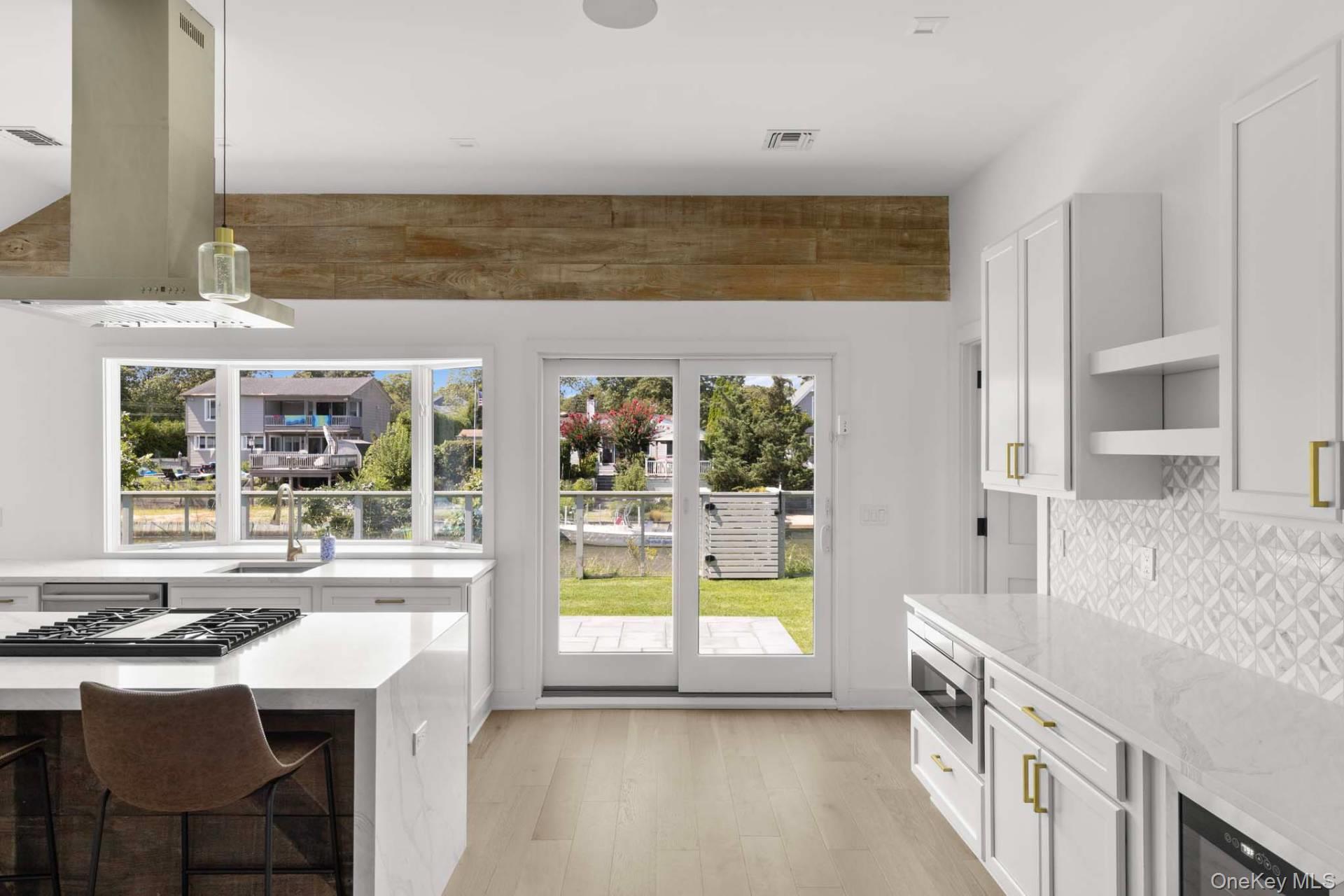 4 Bonita Road, East Quogue, NY 11942