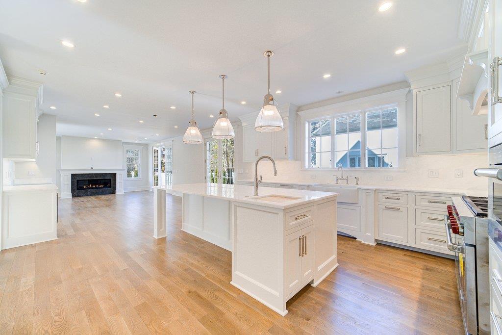 9 Windmill Circle, Scarsdale, NY 10583