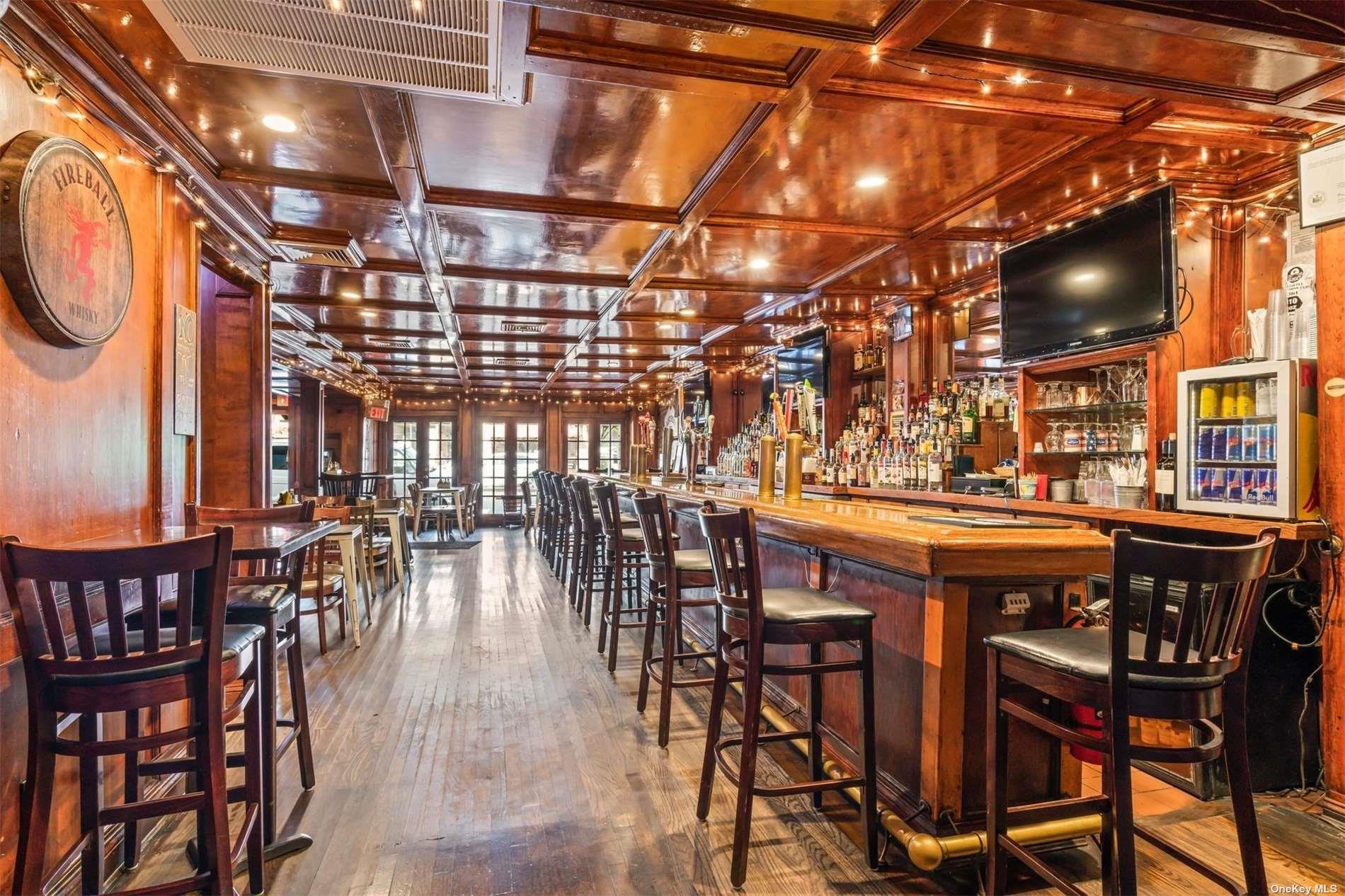 8 Wall Street, Huntington, NY 11743