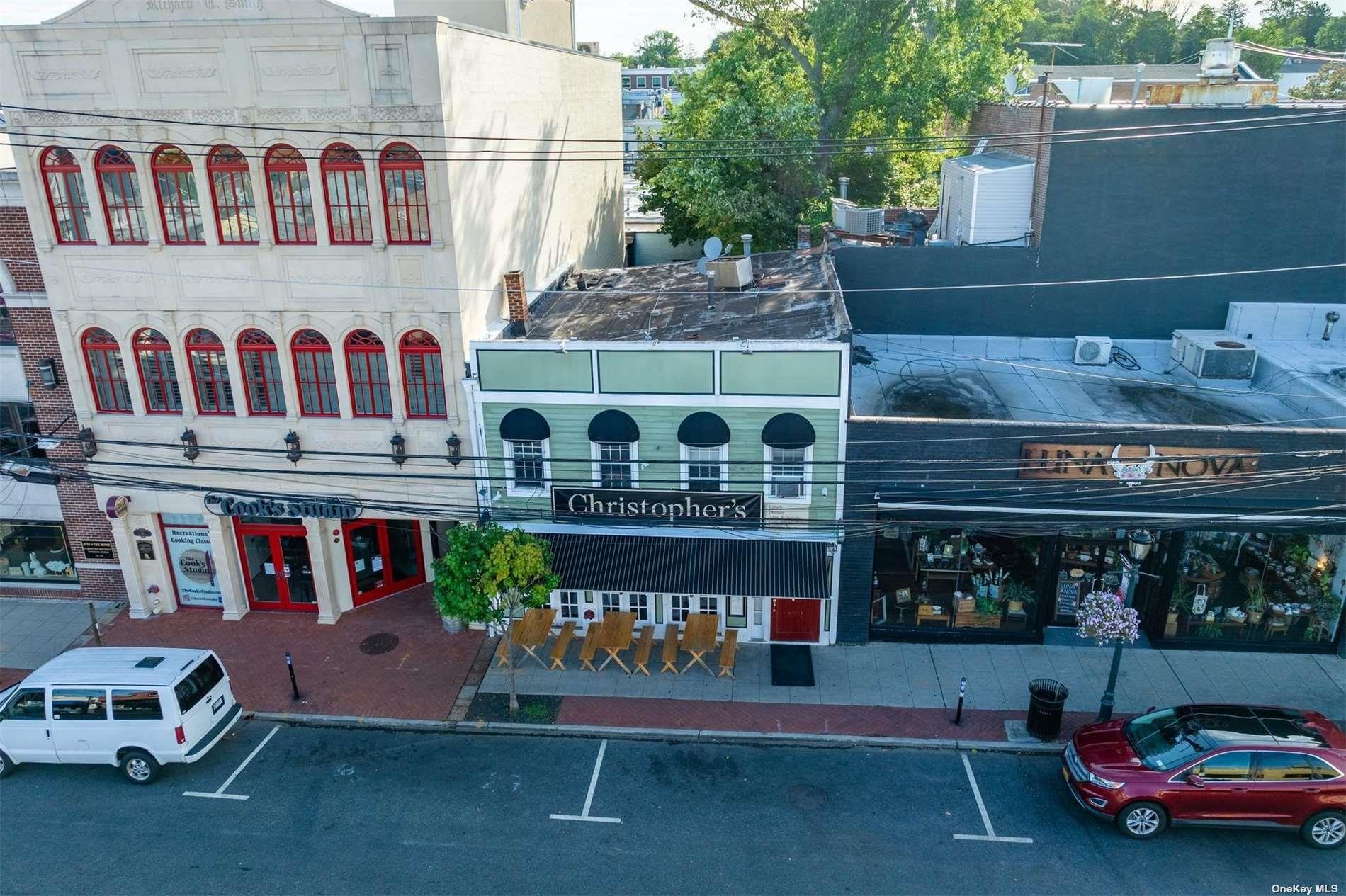 8 Wall Street, Huntington, NY 11743