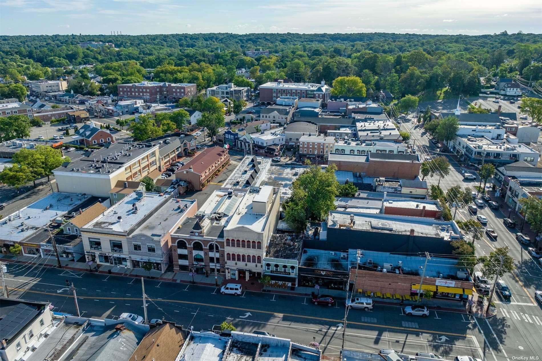 8 Wall Street, Huntington, NY 11743