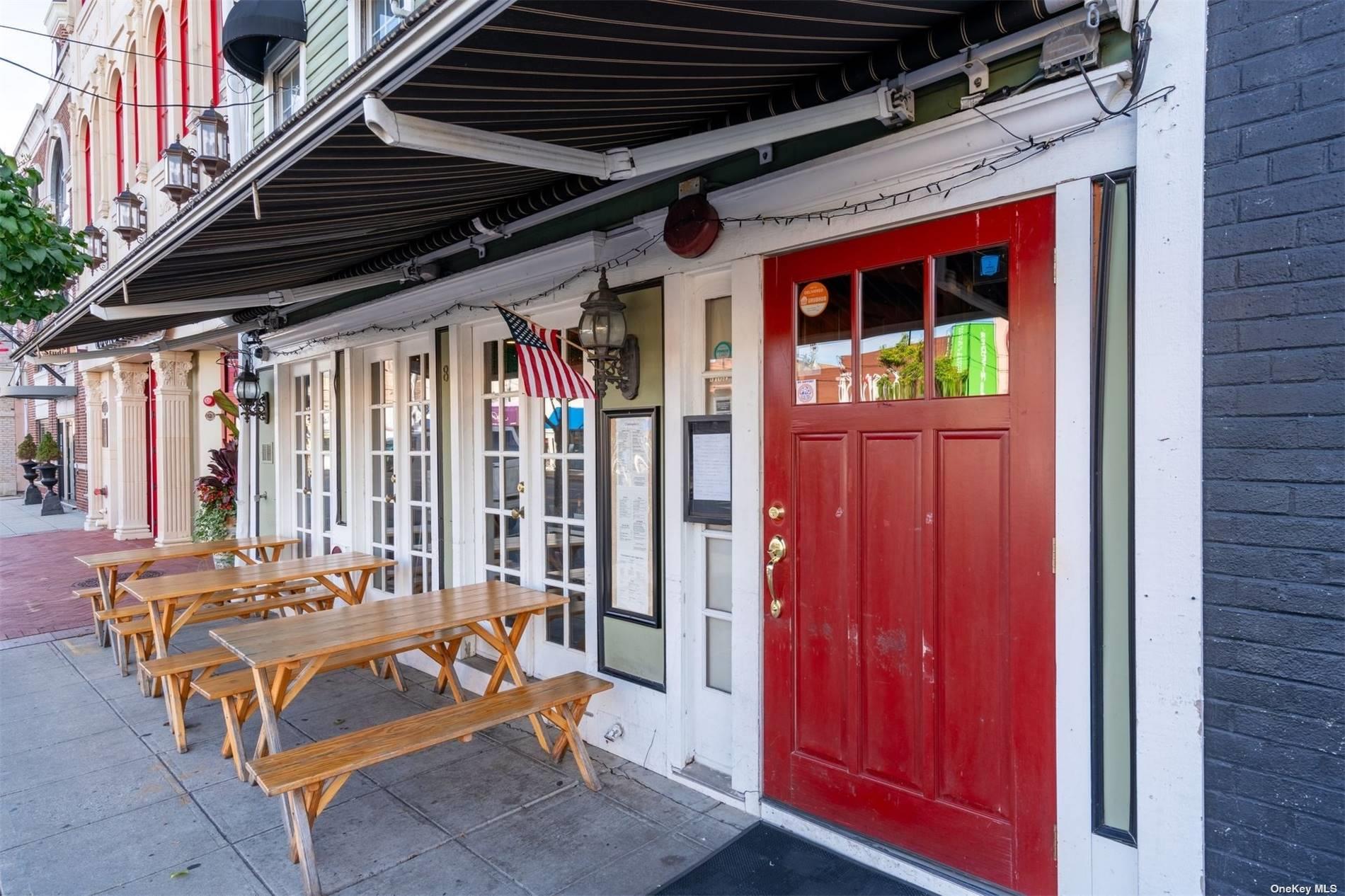 8 Wall Street, Huntington, NY 11743