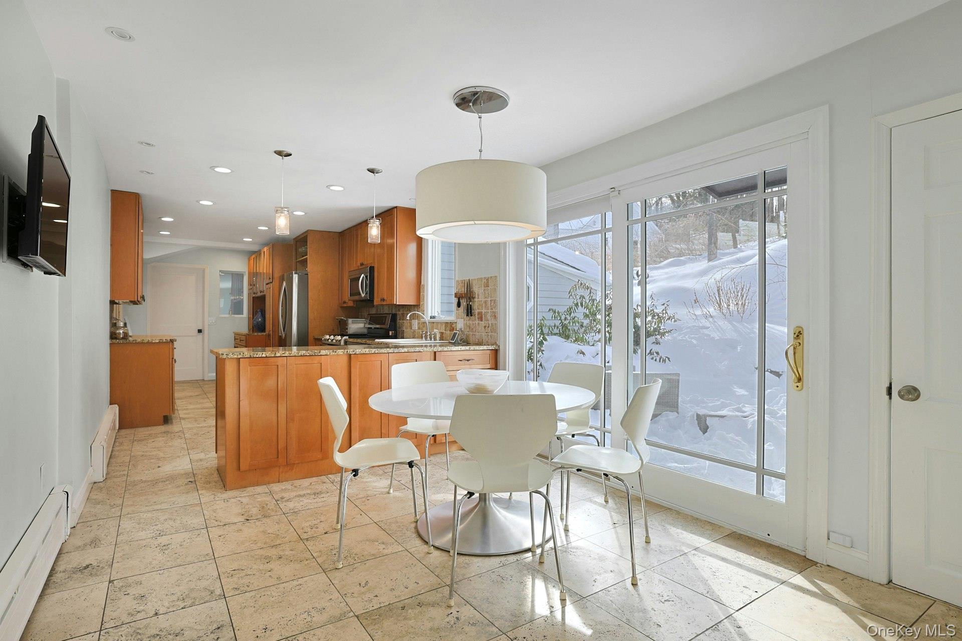 8 Old Roaring Brook Road, Mount Kisco, NY 10549