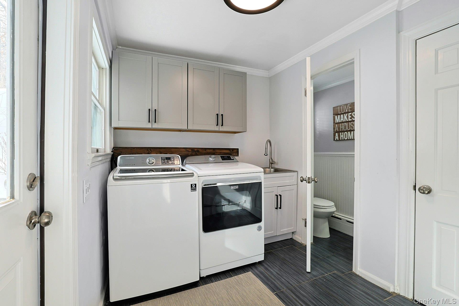 8 Old Roaring Brook Road, Mount Kisco, NY 10549