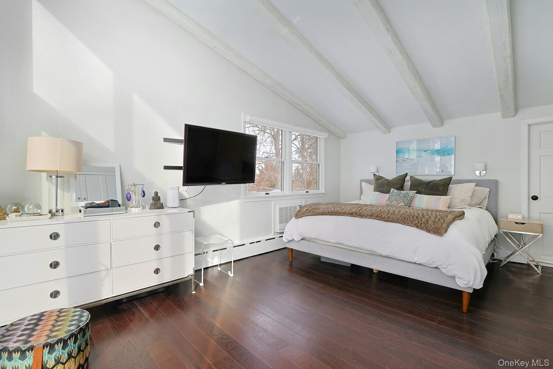 8 Old Roaring Brook Road, Mount Kisco, NY 10549