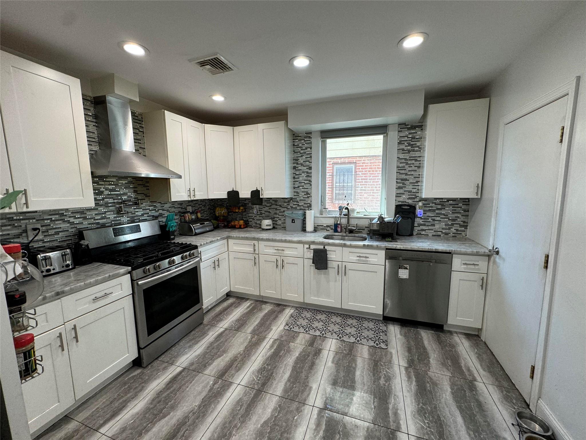 11583 220th Street, Cambria Heights, NY 11411