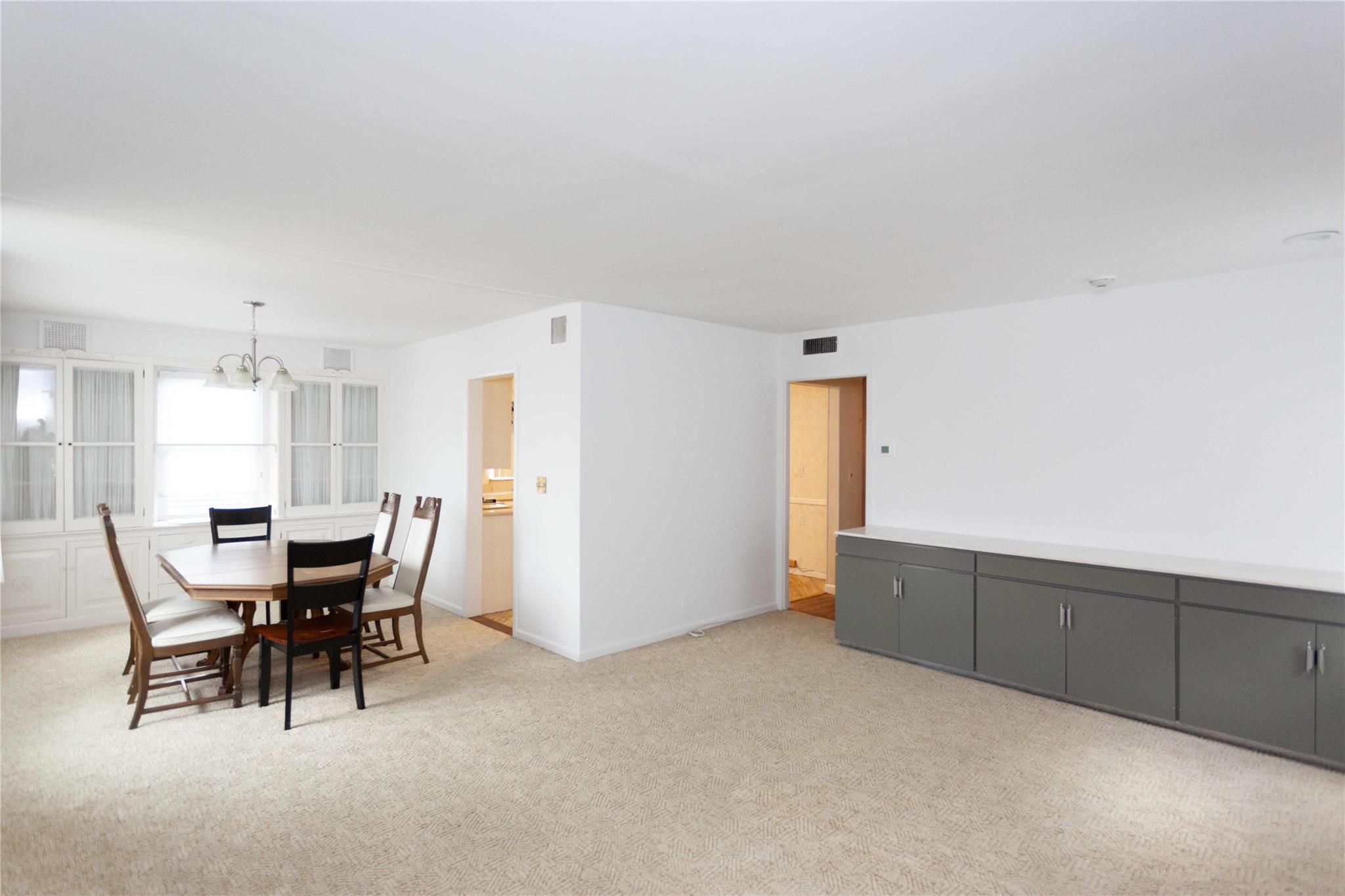 340 W Fulton Street, Long Beach, NY 11561
