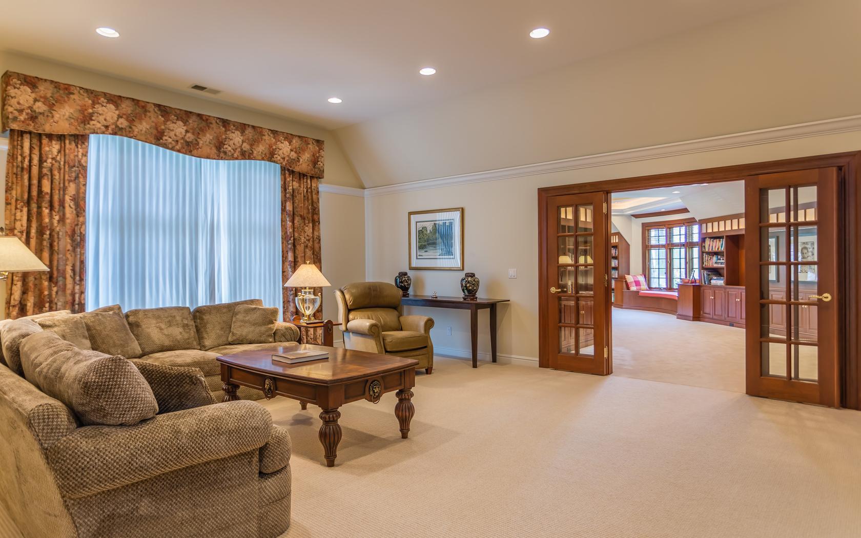 24 Penwood Road, Bedford Corners, NY 10549