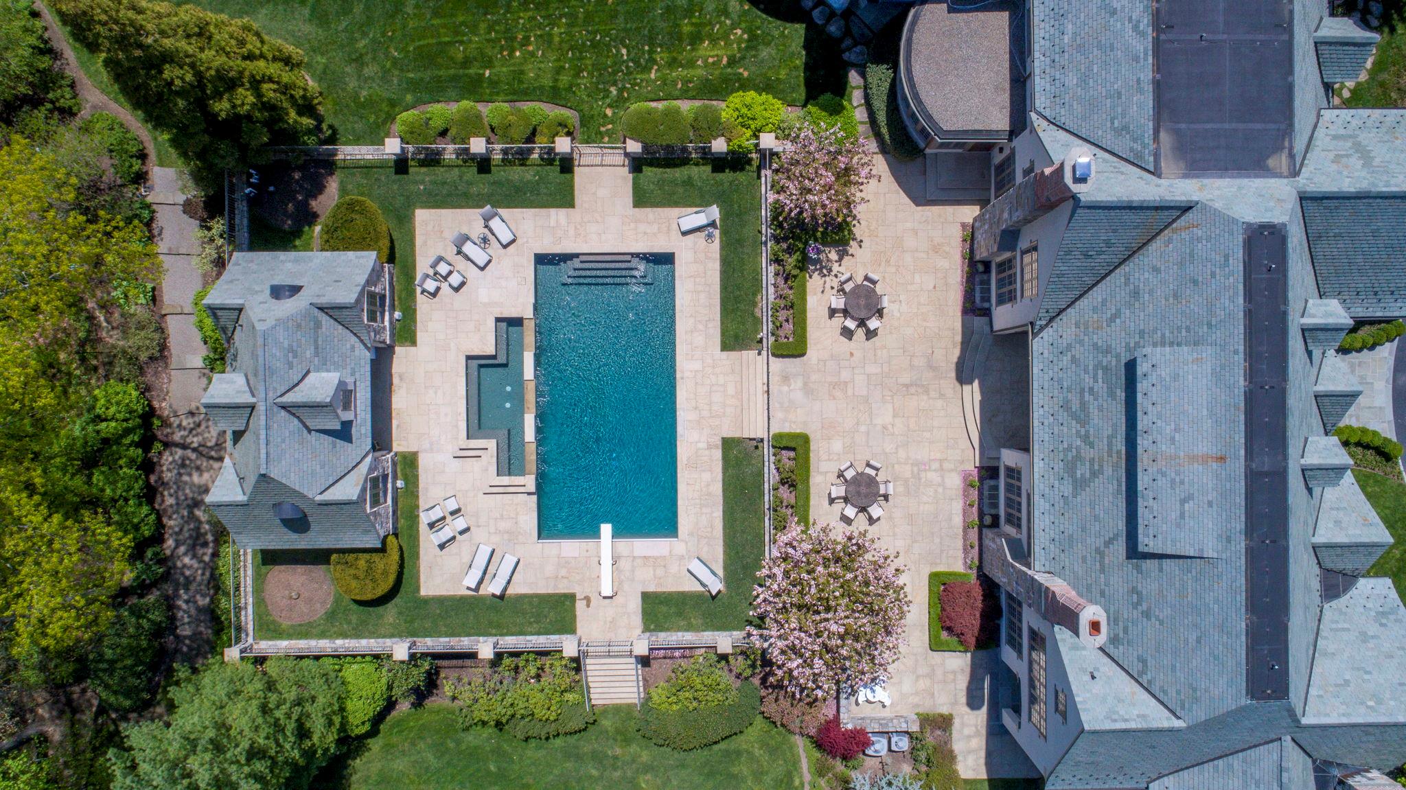 24 Penwood Road, Bedford Corners, NY 10549