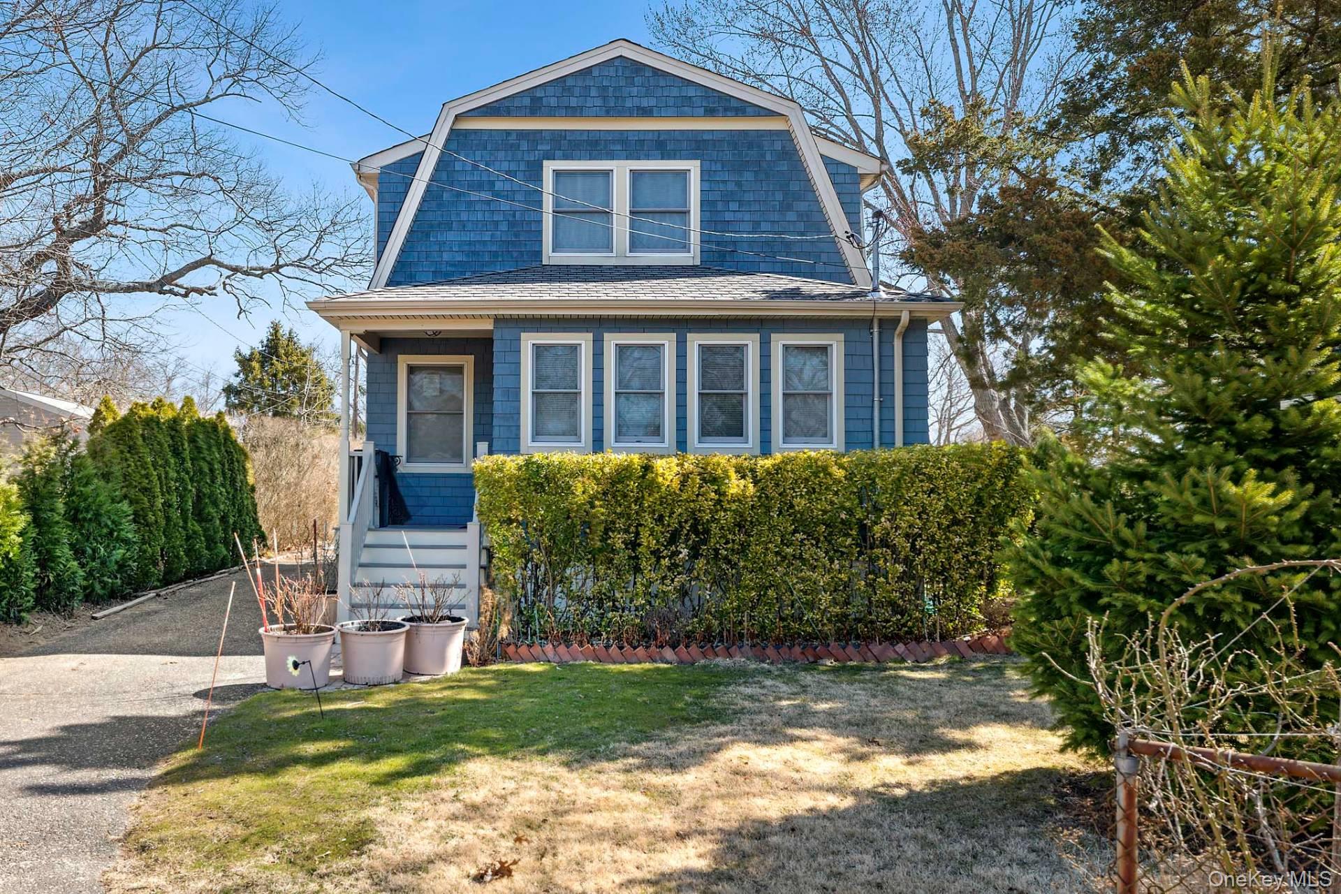 36 Wood Road Trail, Flanders, NY 11901