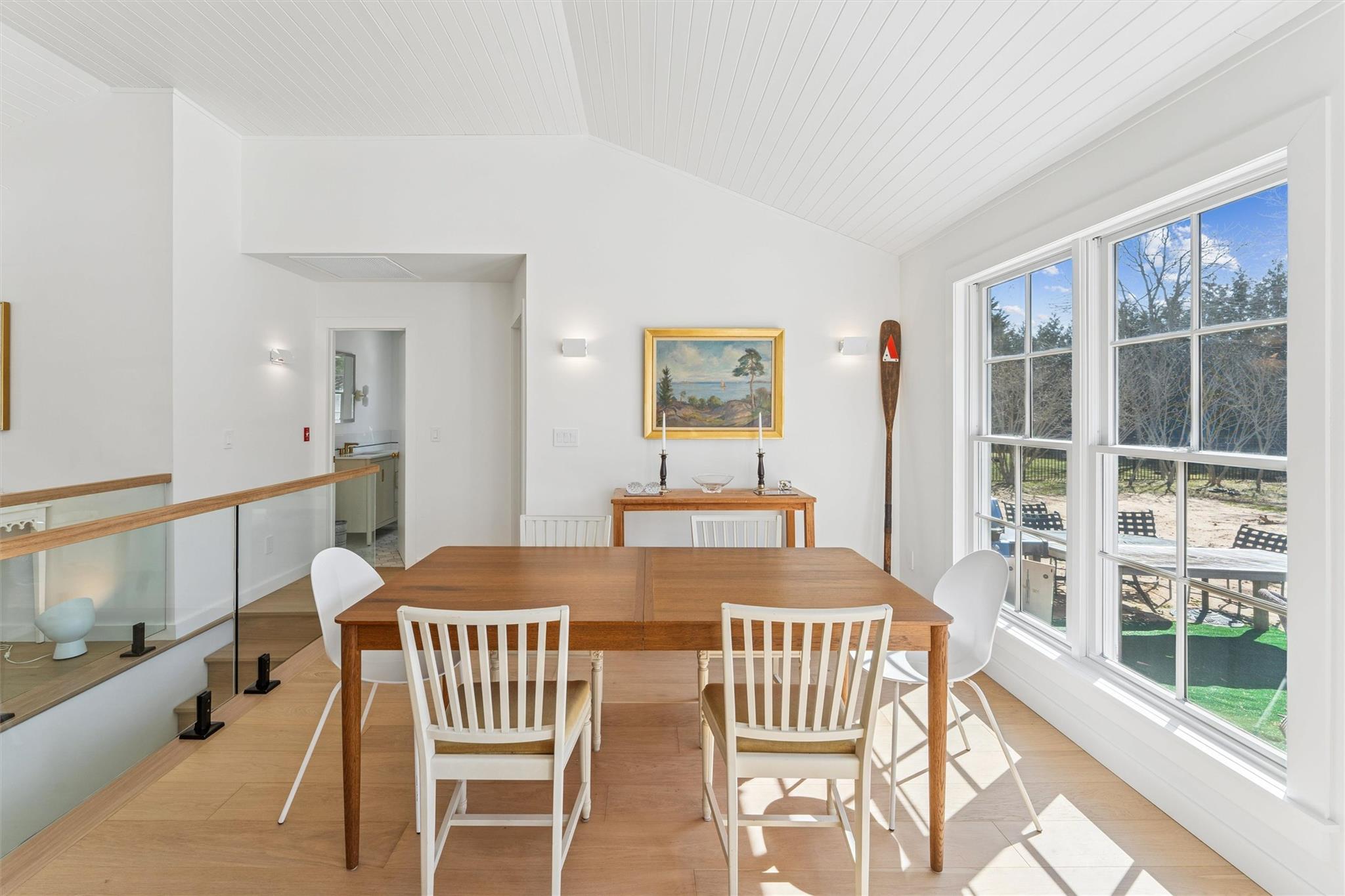 25 Lamb Avenue, Quogue, NY 11959