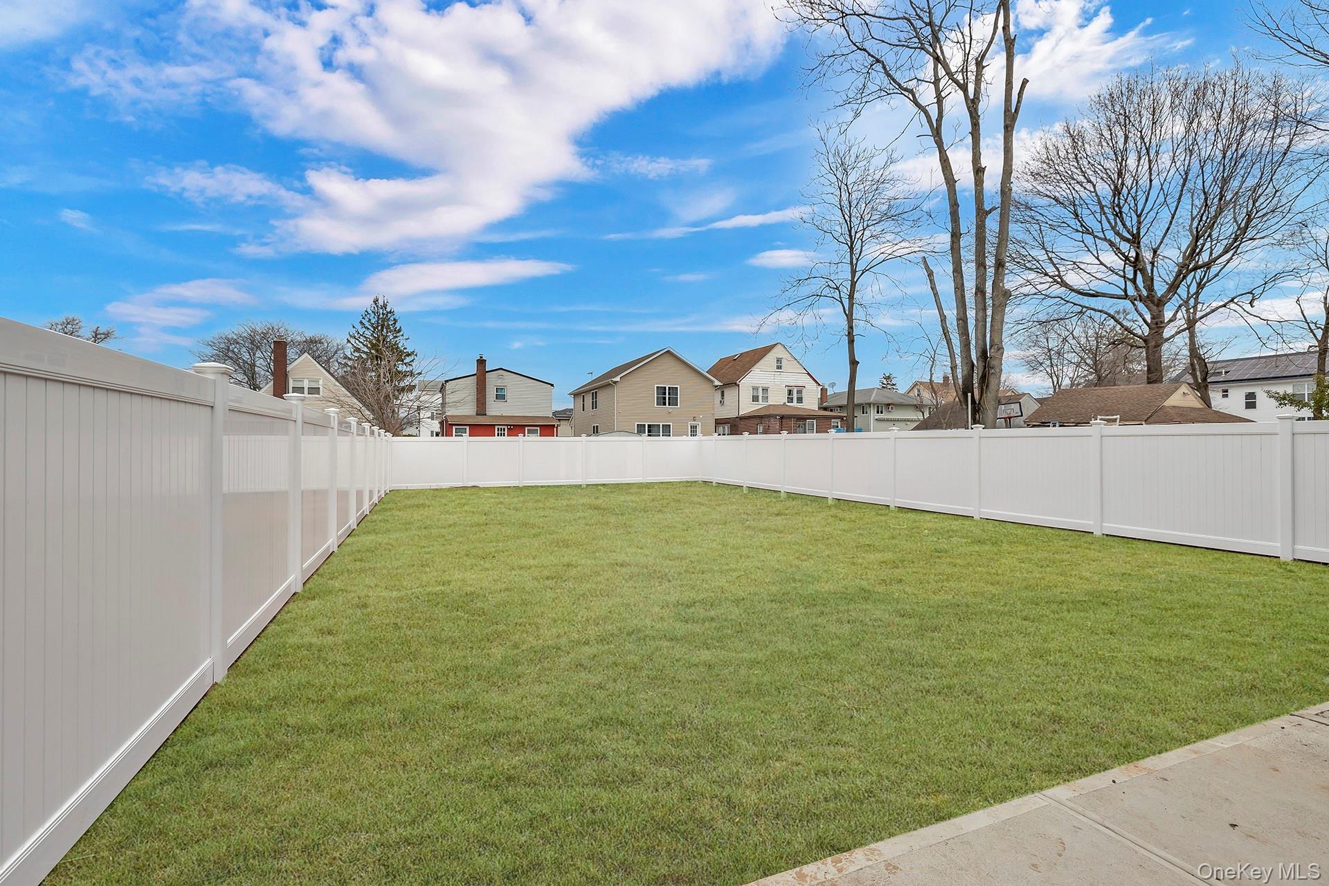 29 Sterling Place, Hempstead, NY 11550