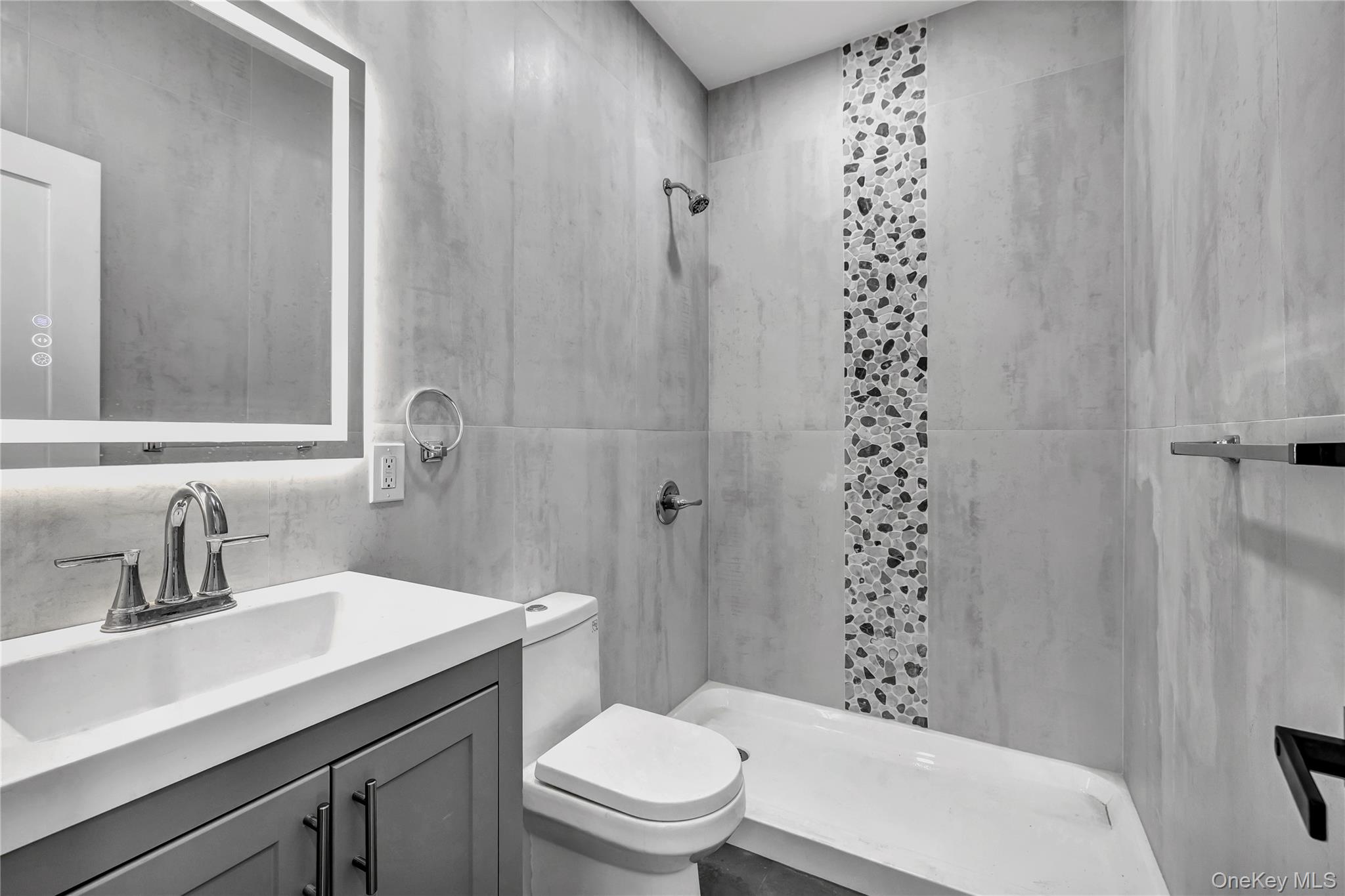 29 Sterling Place, Hempstead, NY 11550