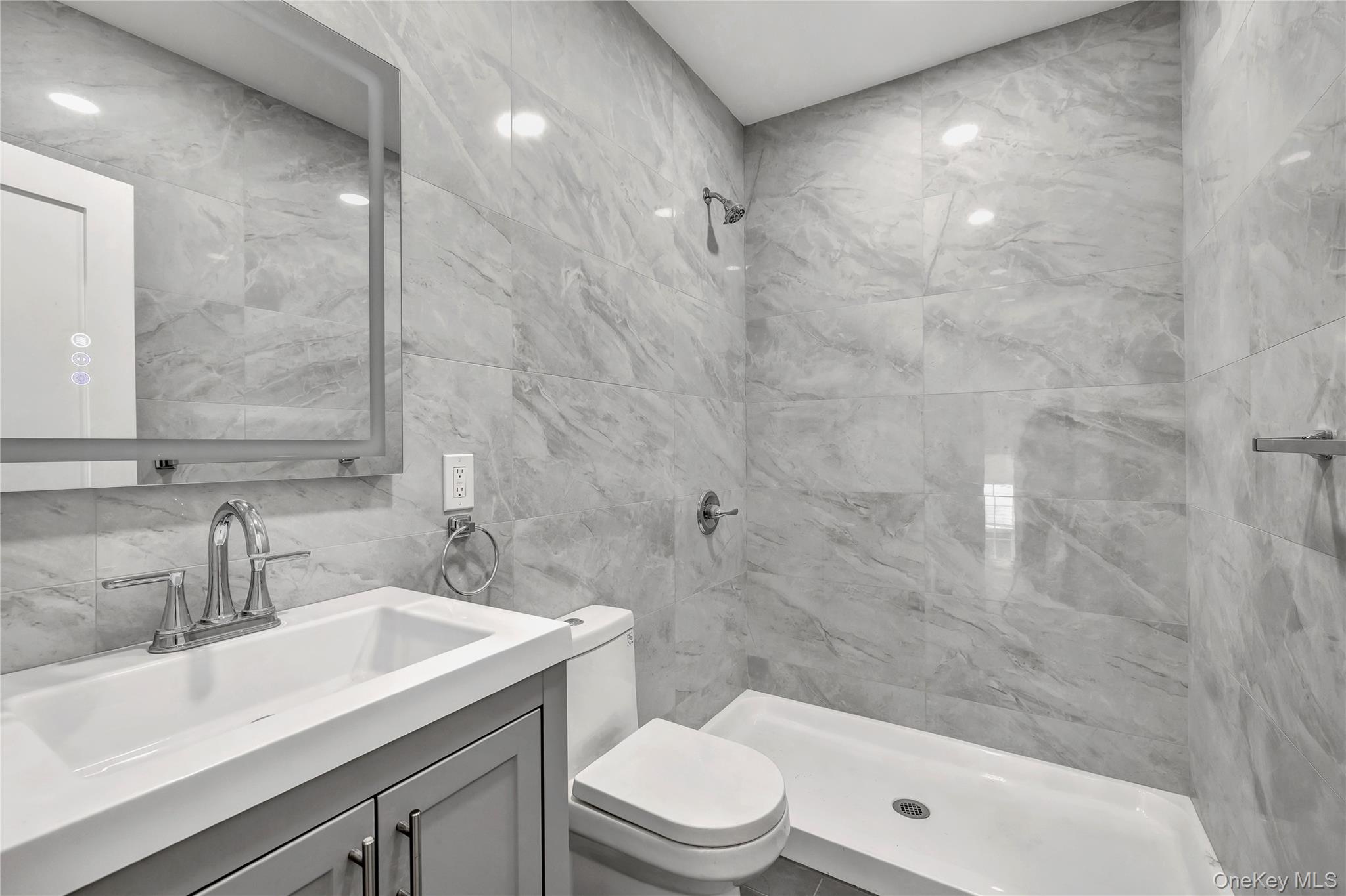 29 Sterling Place, Hempstead, NY 11550