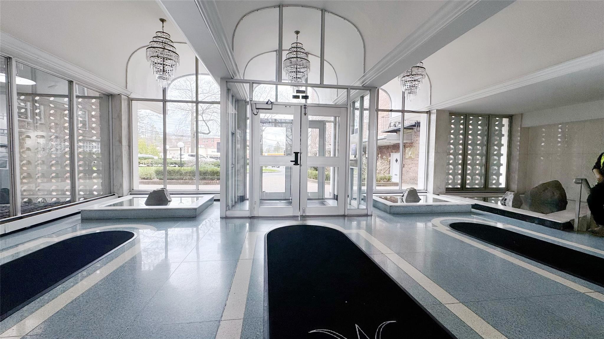 54-40 Little Neck Parkway # 6B, Little Neck, NY 11362