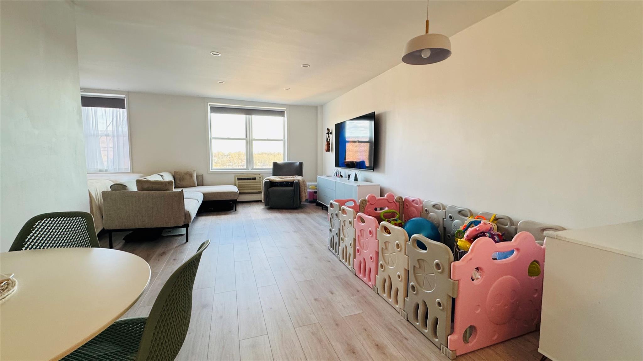 54-40 Little Neck Parkway # 6B, Little Neck, NY 11362