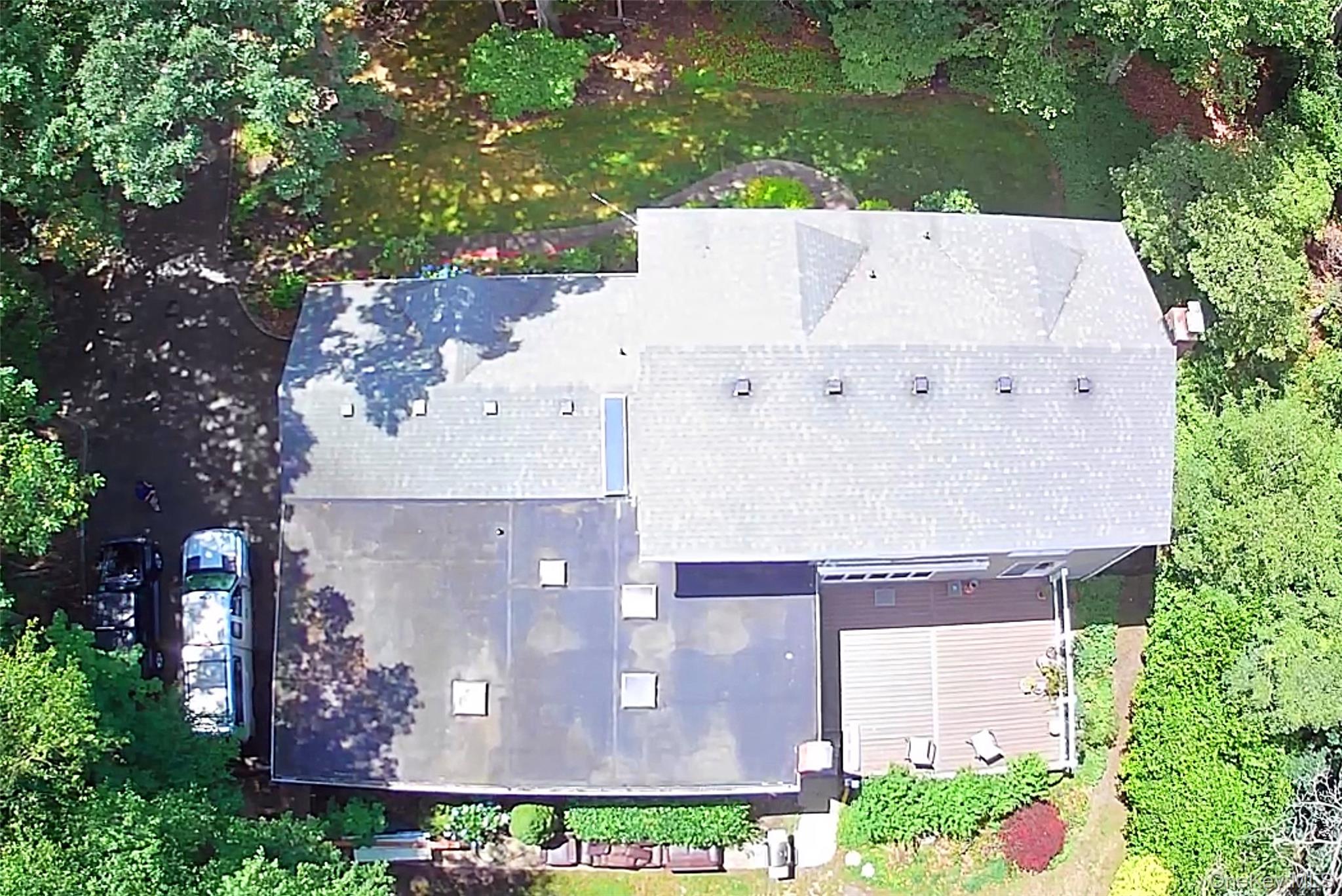 39 Cliff Road, Port Jefferson, NY 11777