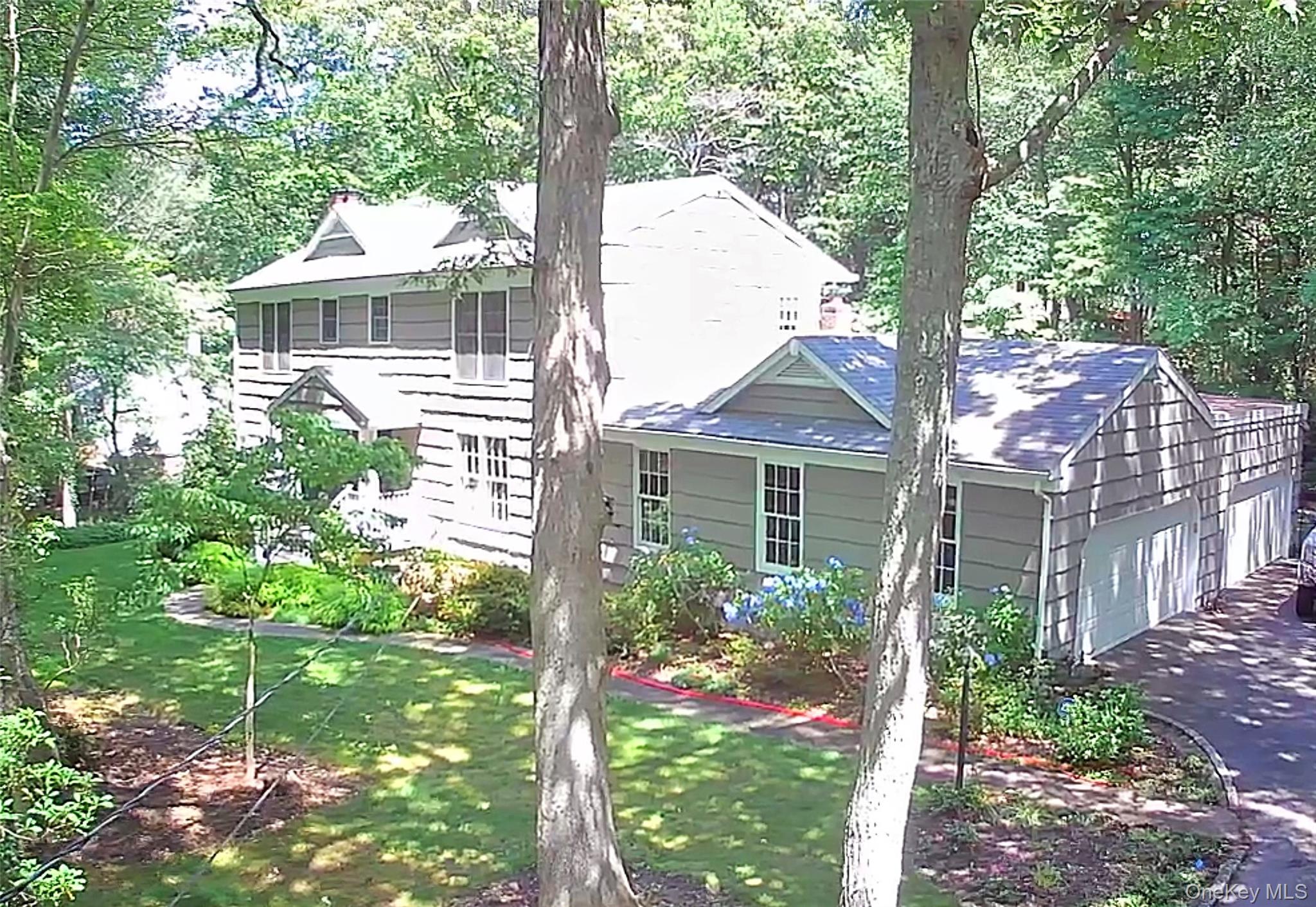 39 Cliff Road, Port Jefferson, NY 11777