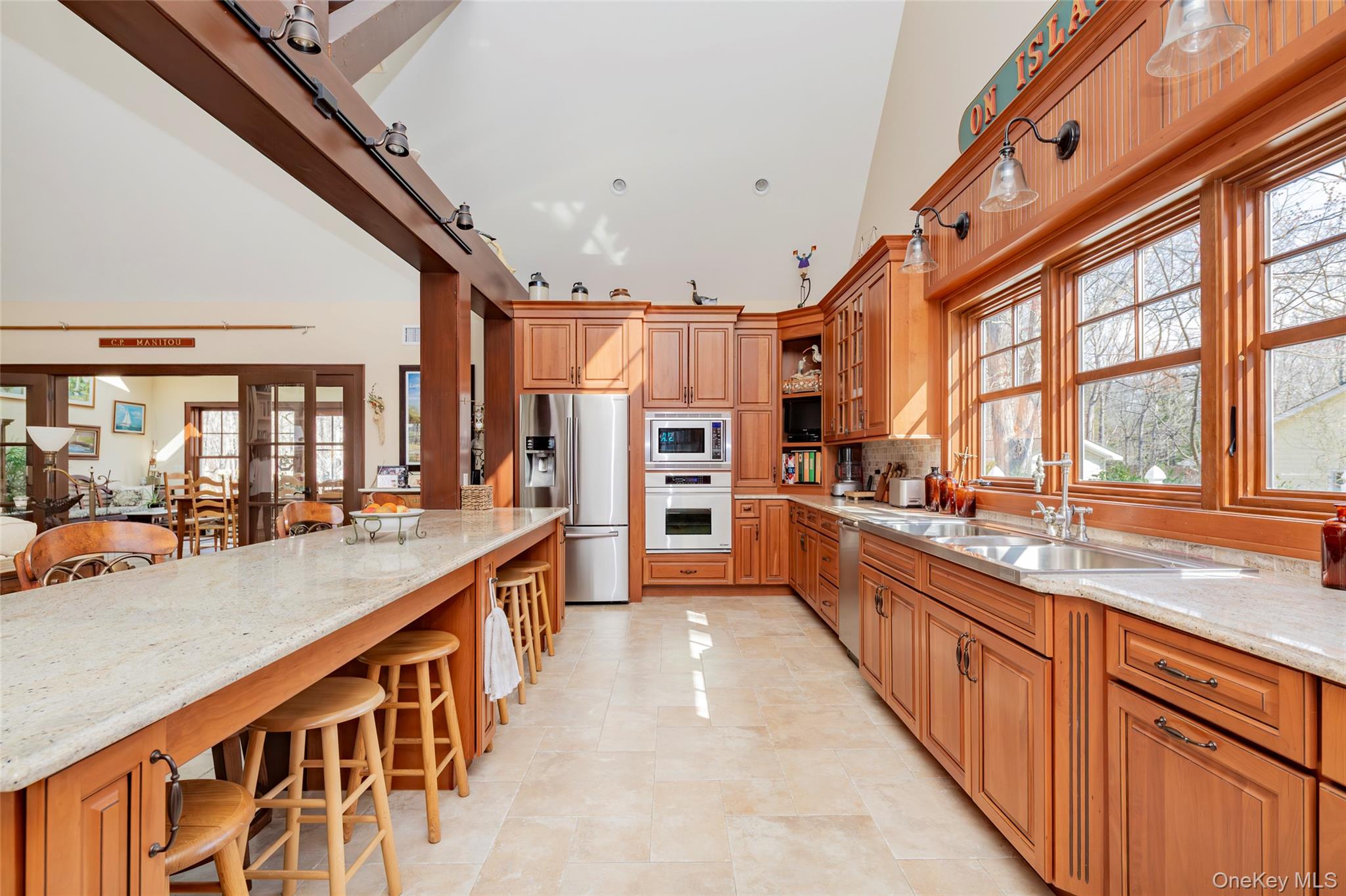 27 Country Club Drive, Shelter Island, NY 11964