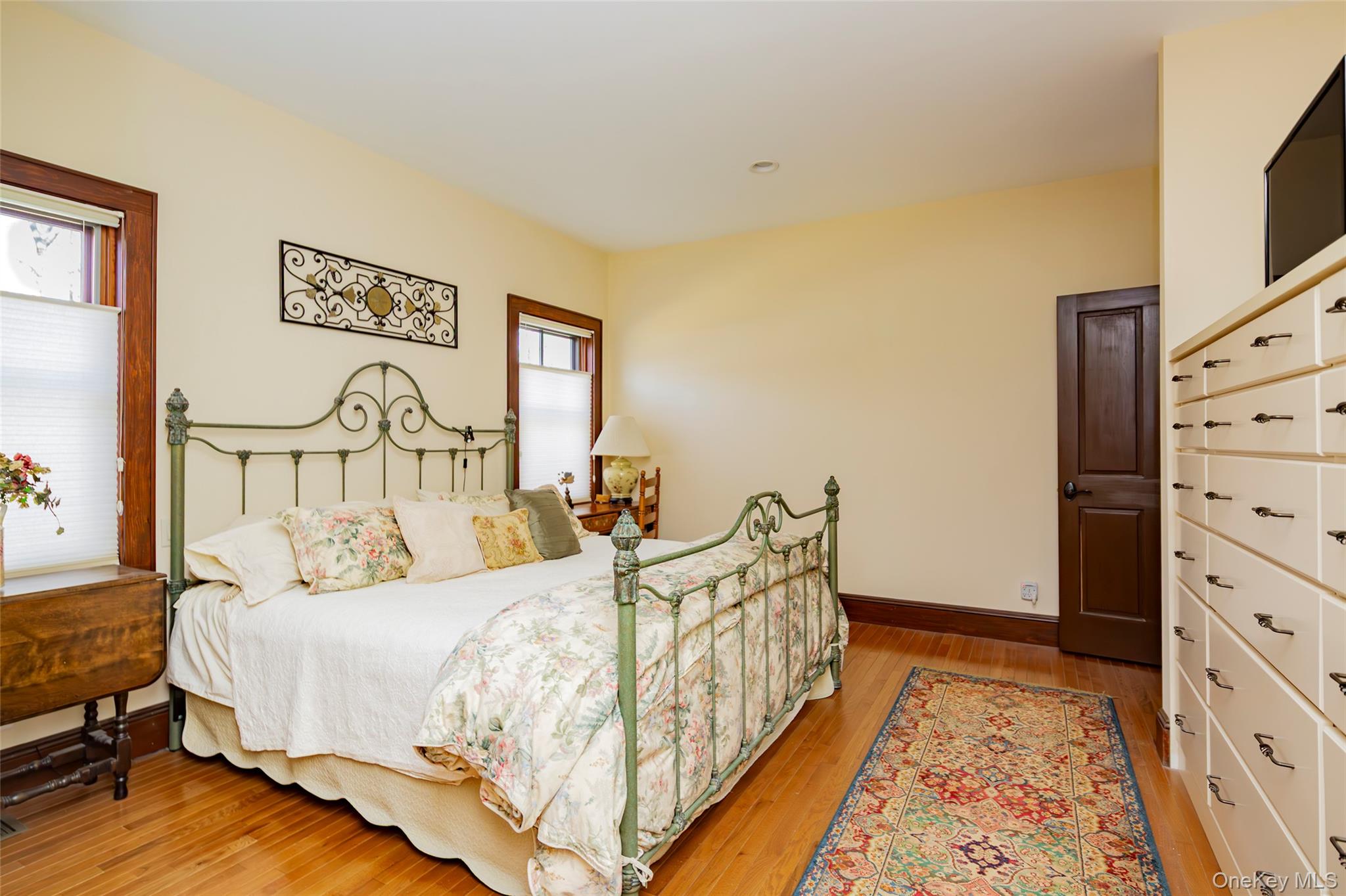 27 Country Club Drive, Shelter Island, NY 11964