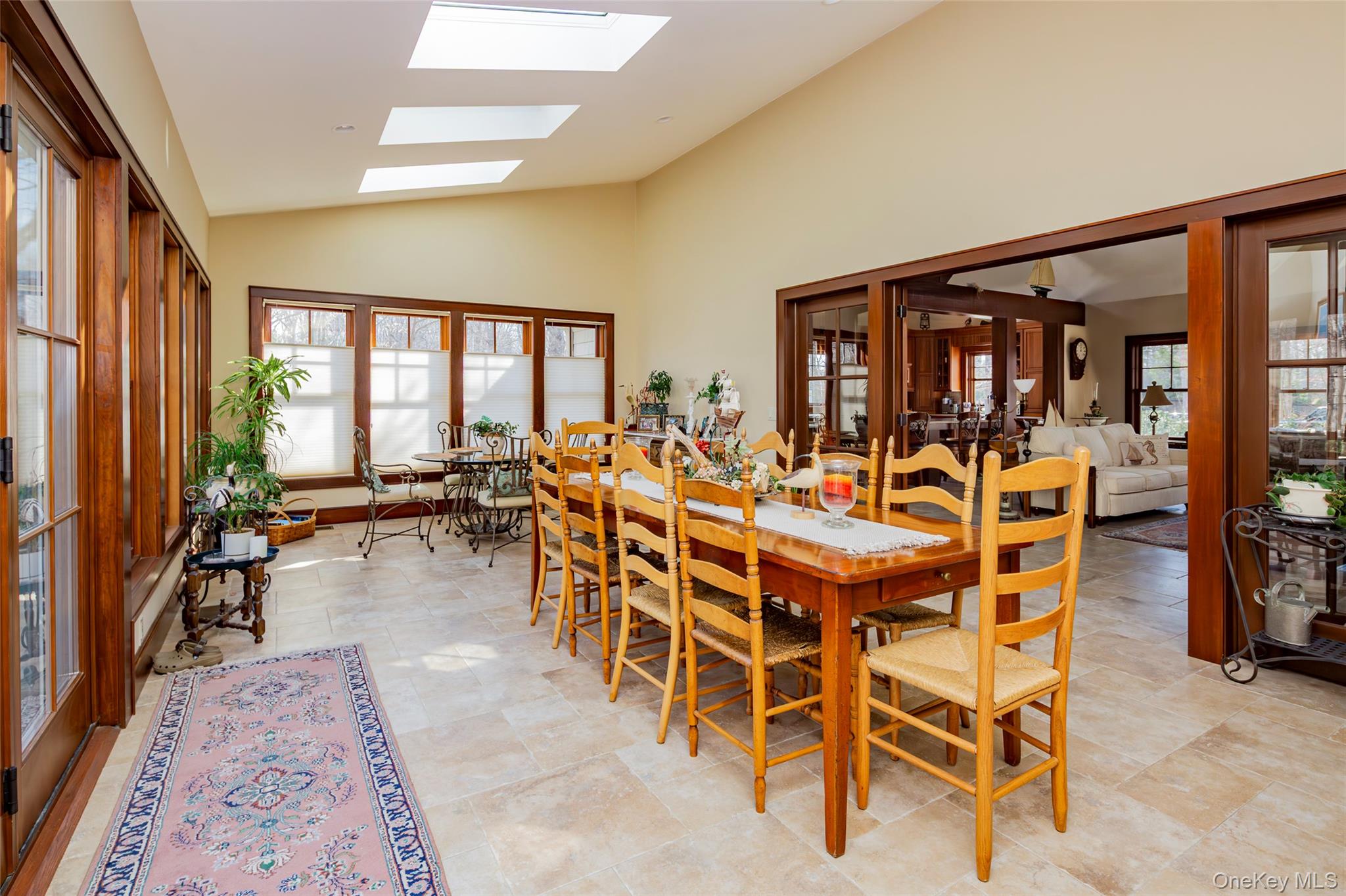 27 Country Club Drive, Shelter Island, NY 11964