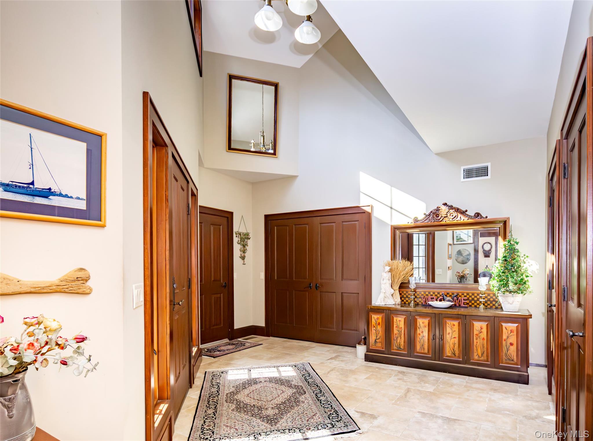 27 Country Club Drive, Shelter Island, NY 11964