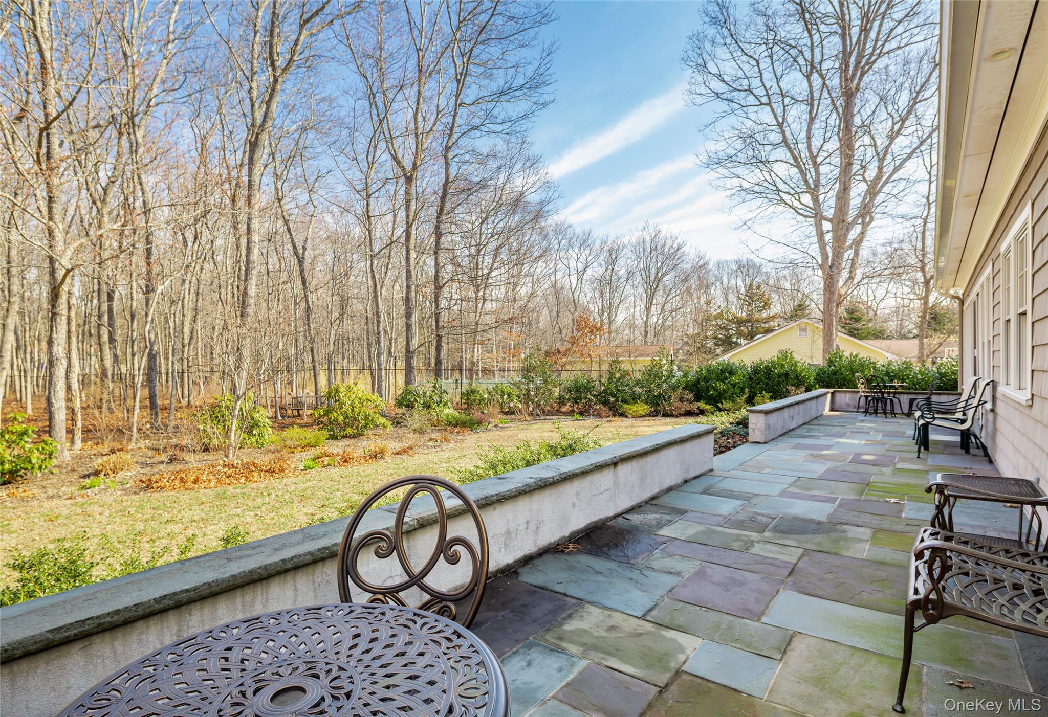 27 Country Club Drive, Shelter Island, NY 11964