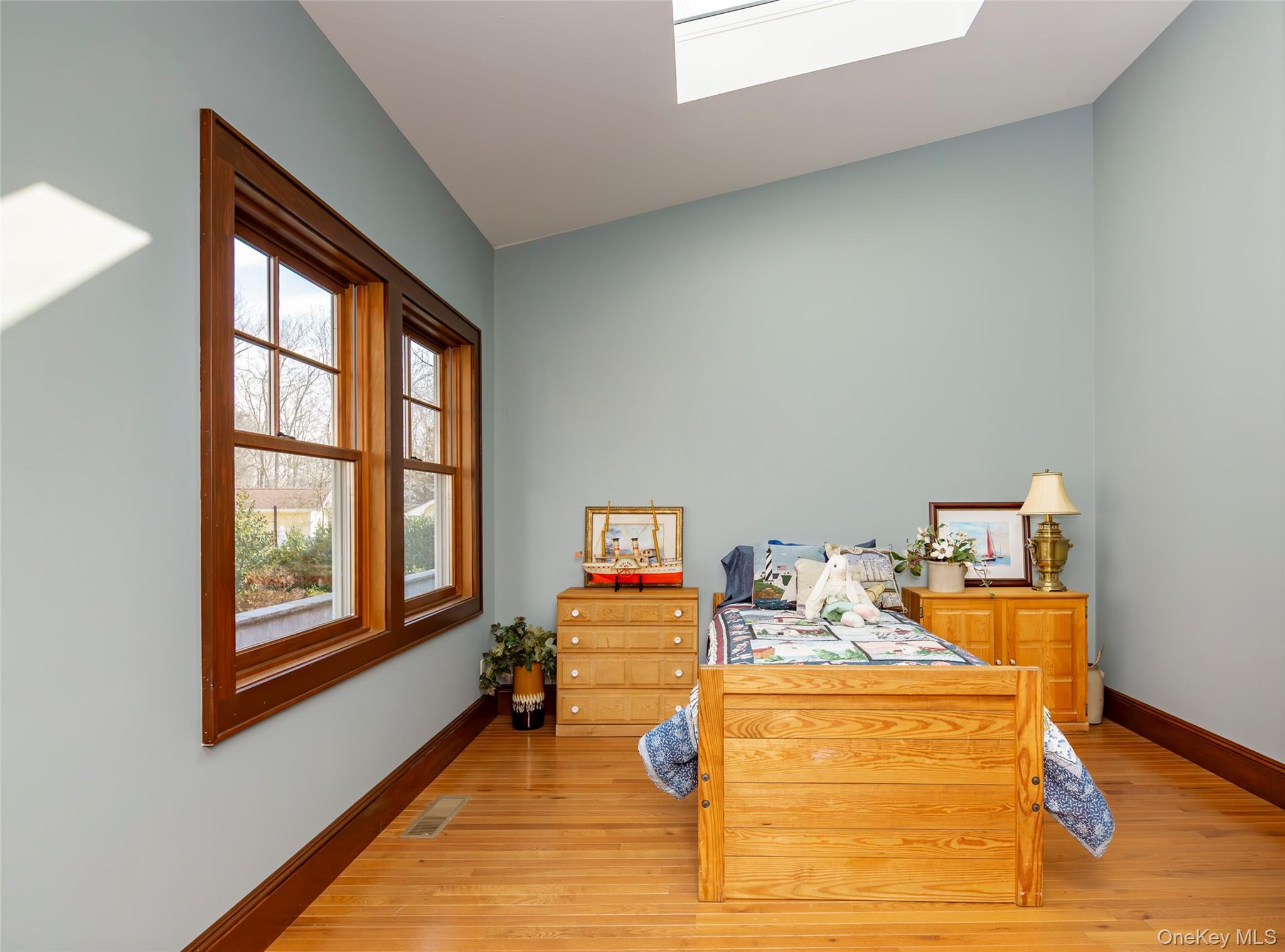 27 Country Club Drive, Shelter Island, NY 11964