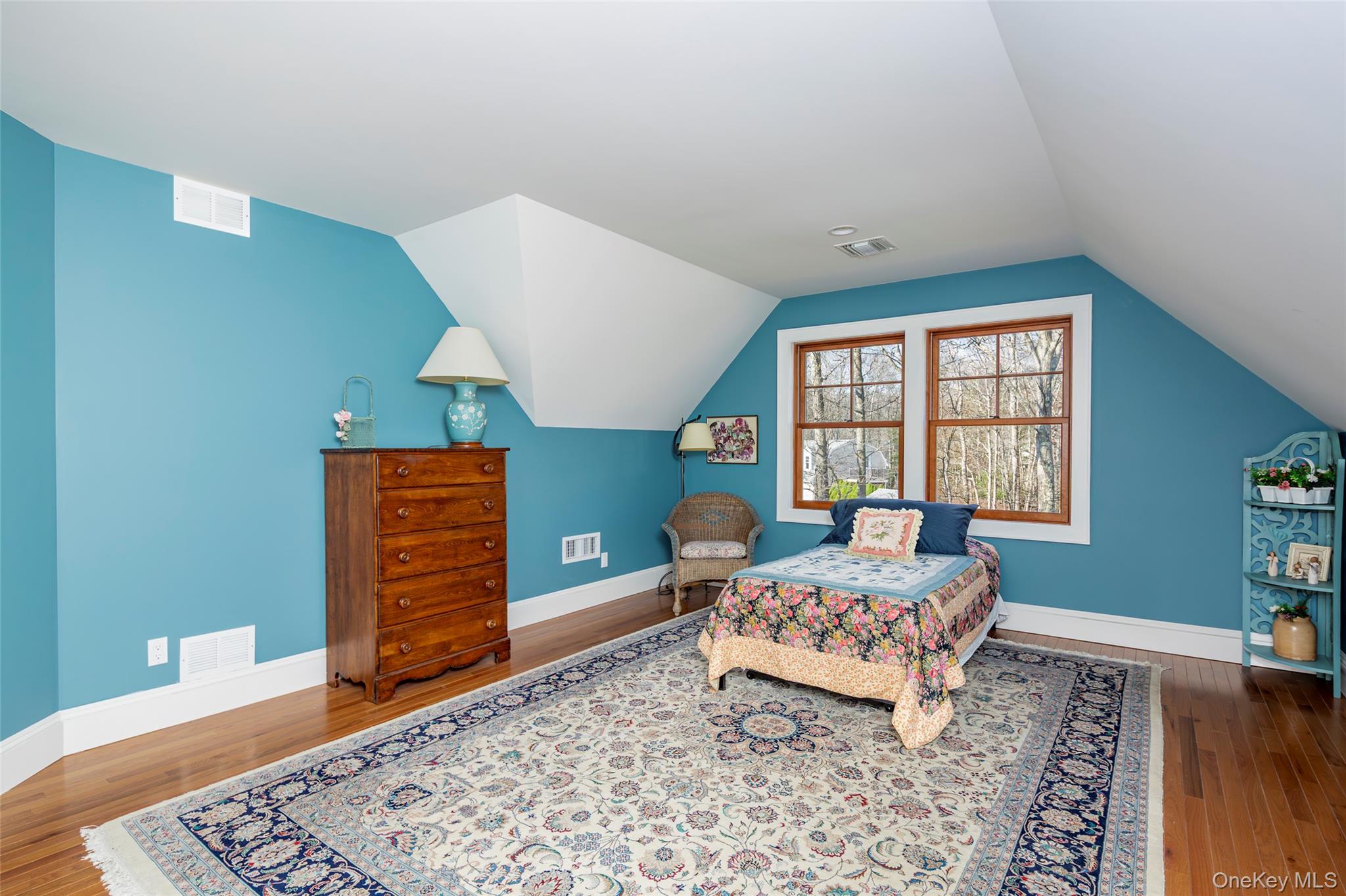 27 Country Club Drive, Shelter Island, NY 11964