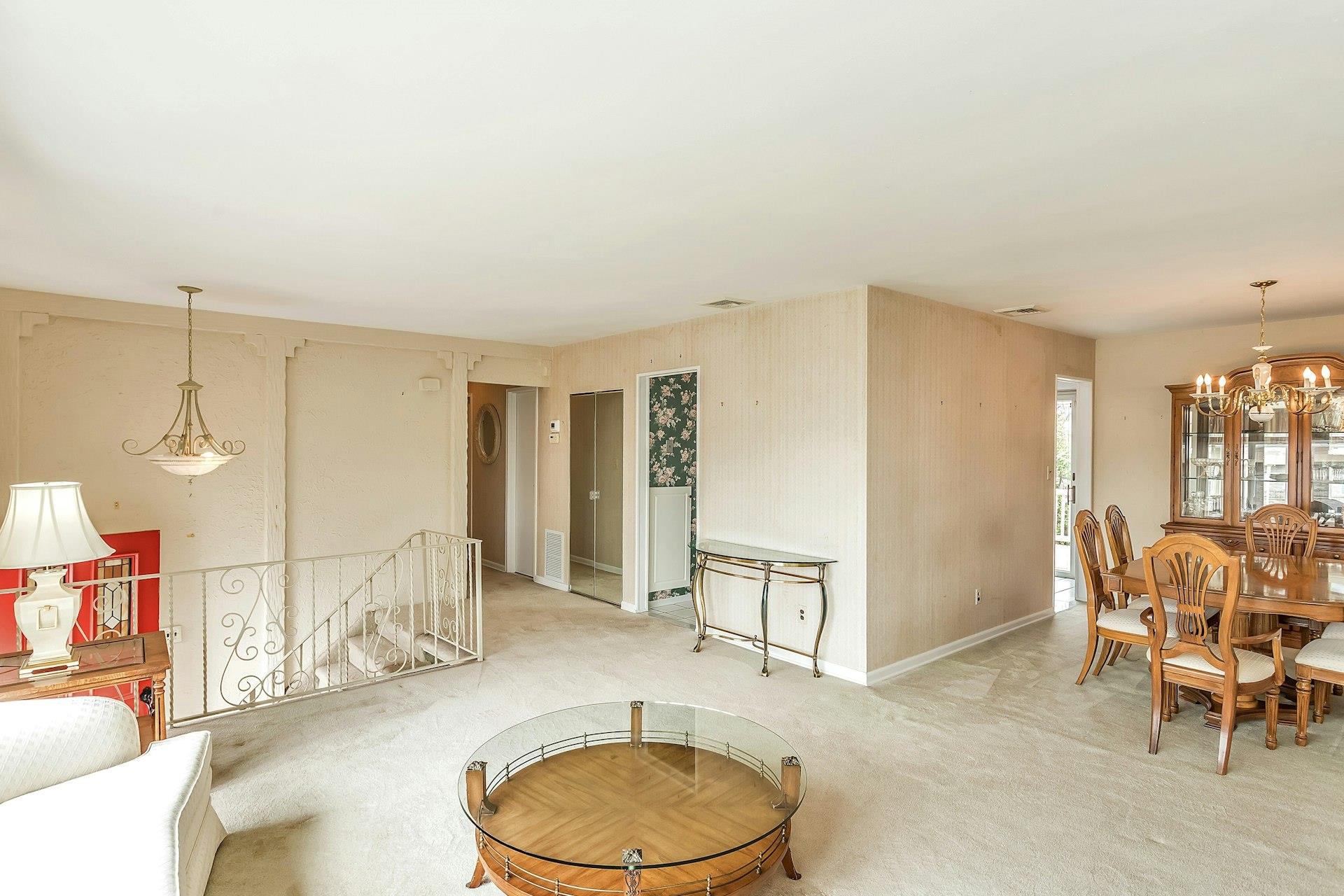 2959 Clubhouse Road, Merrick, NY 11566