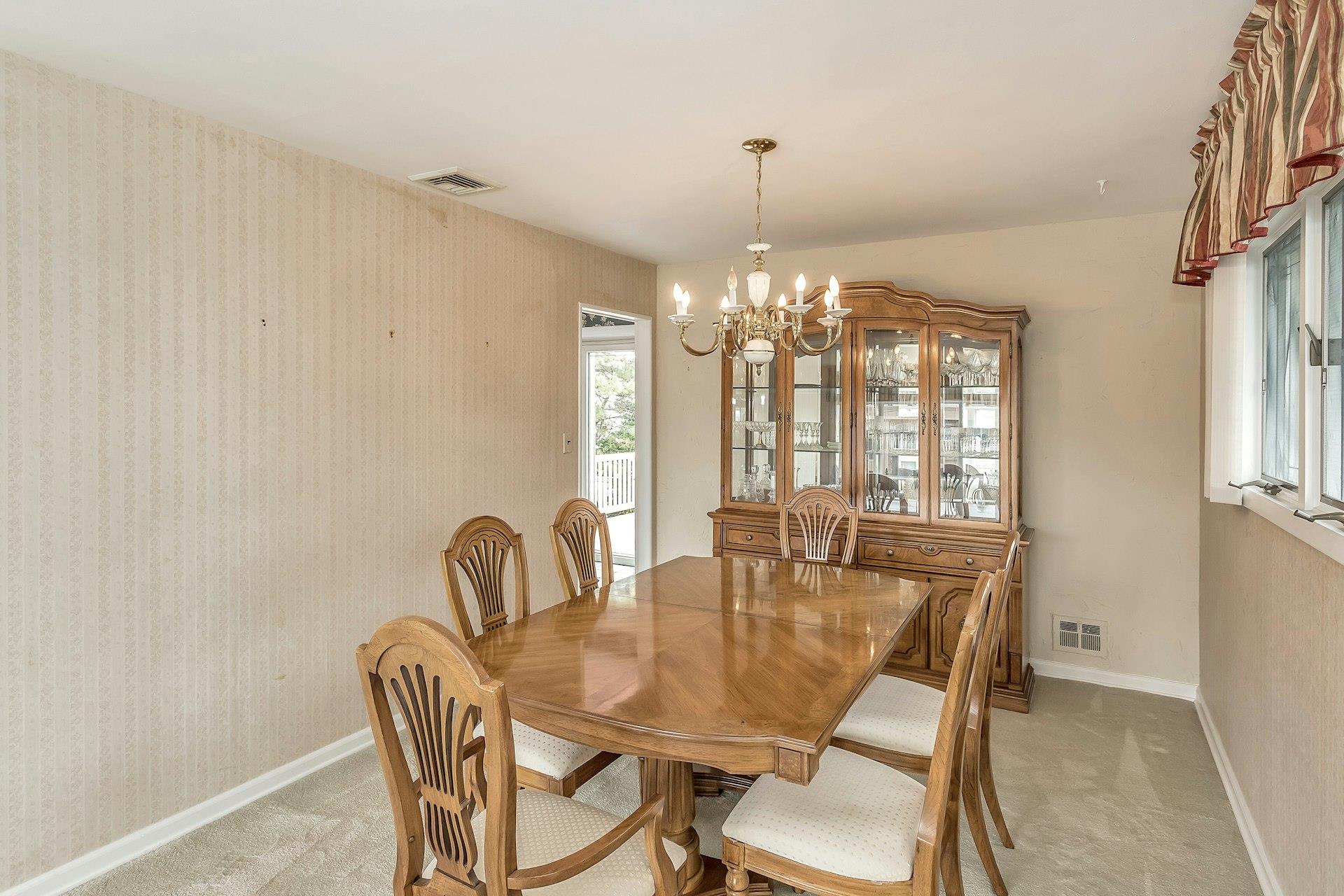 2959 Clubhouse Road, Merrick, NY 11566