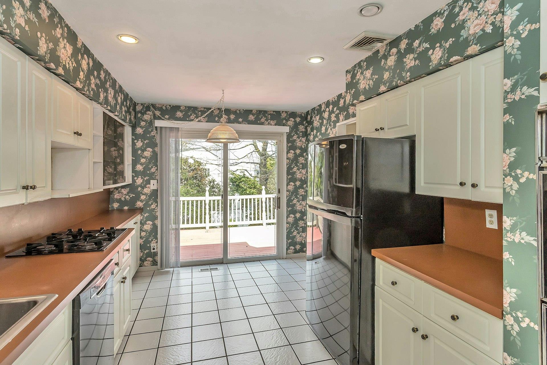 2959 Clubhouse Road, Merrick, NY 11566