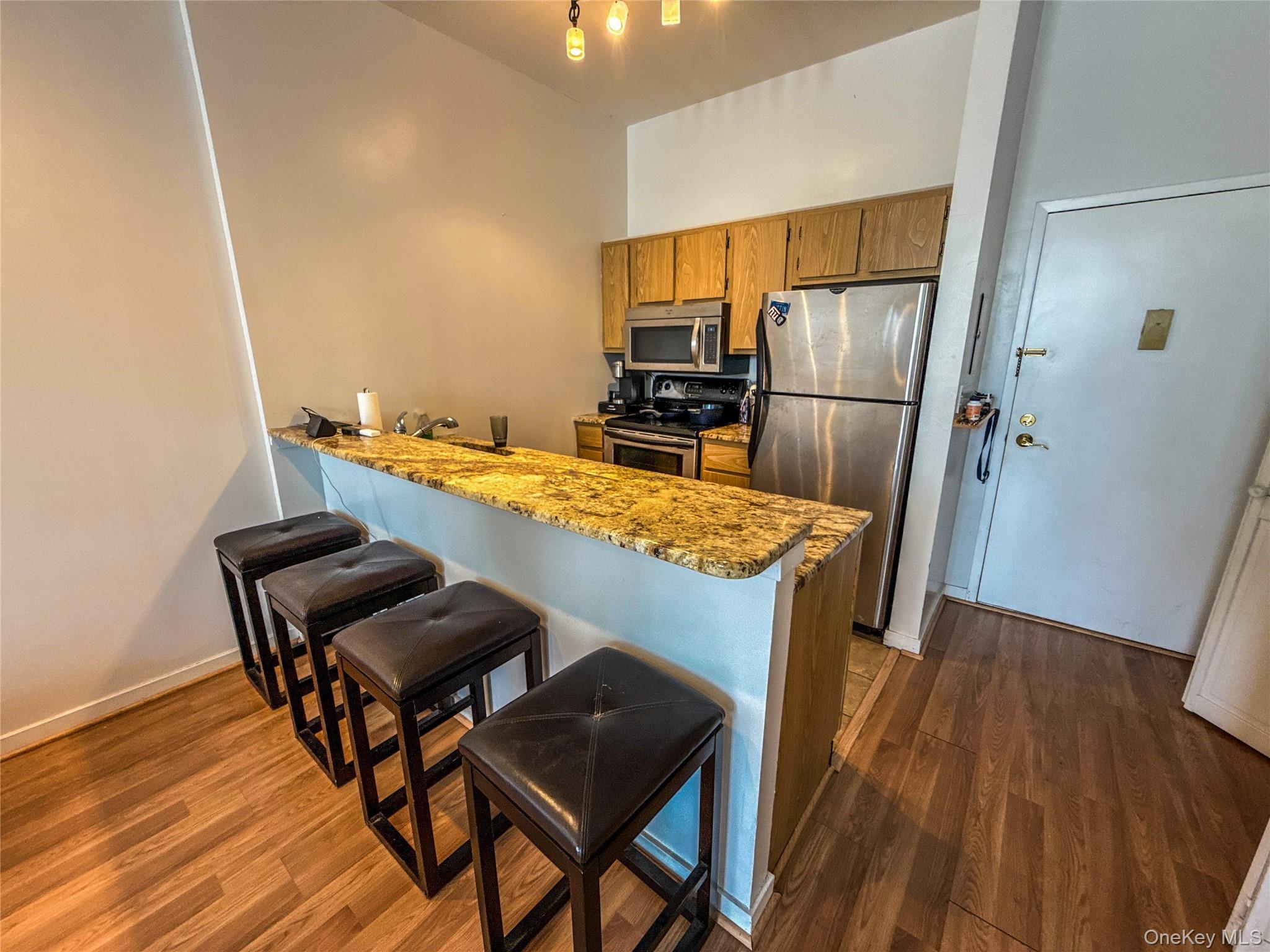 100 Clarewood Drive # 4G, Hastings-on-Hudson, NY 10706