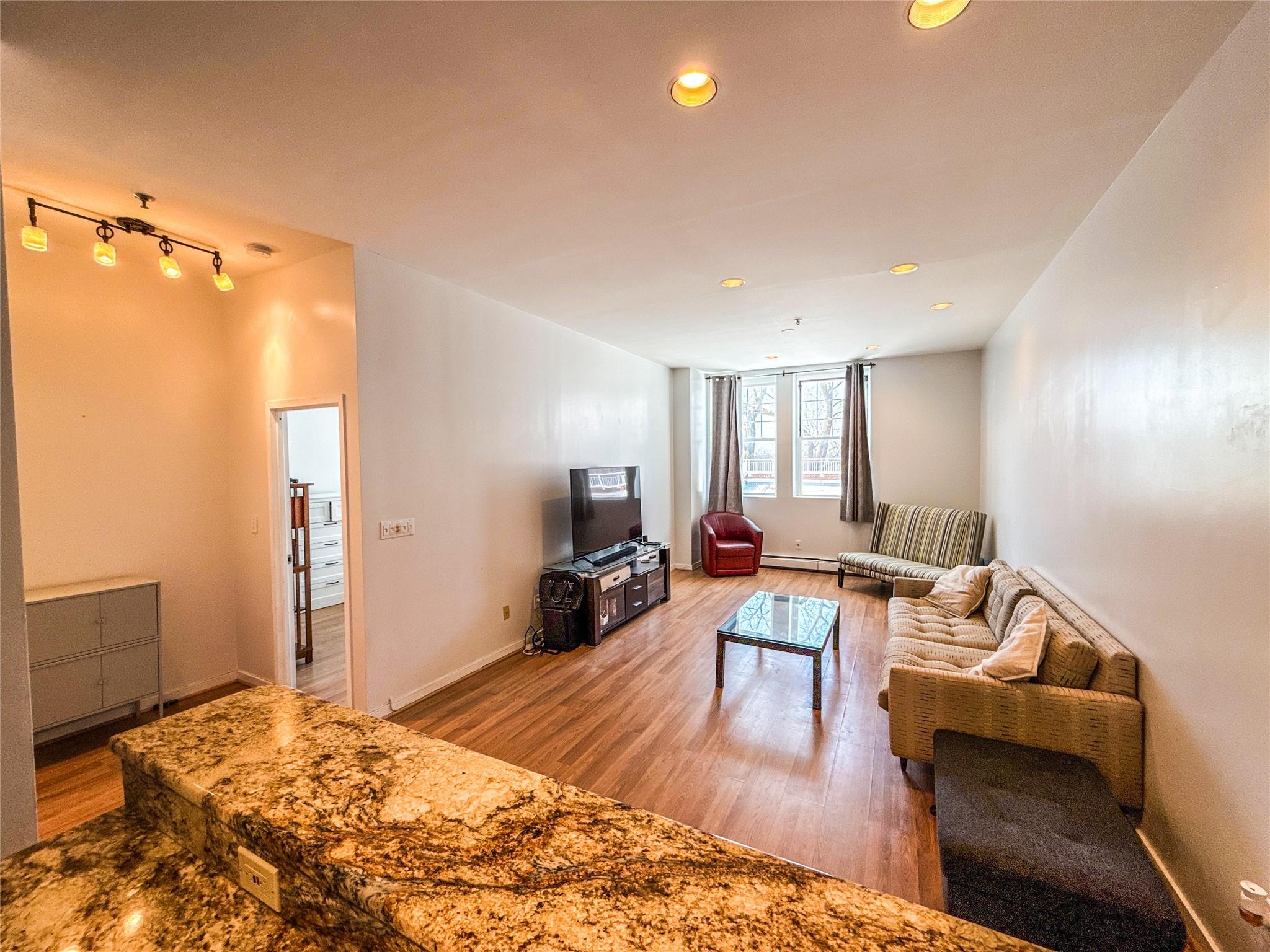 100 Clarewood Drive # 4G, Hastings-on-Hudson, NY 10706