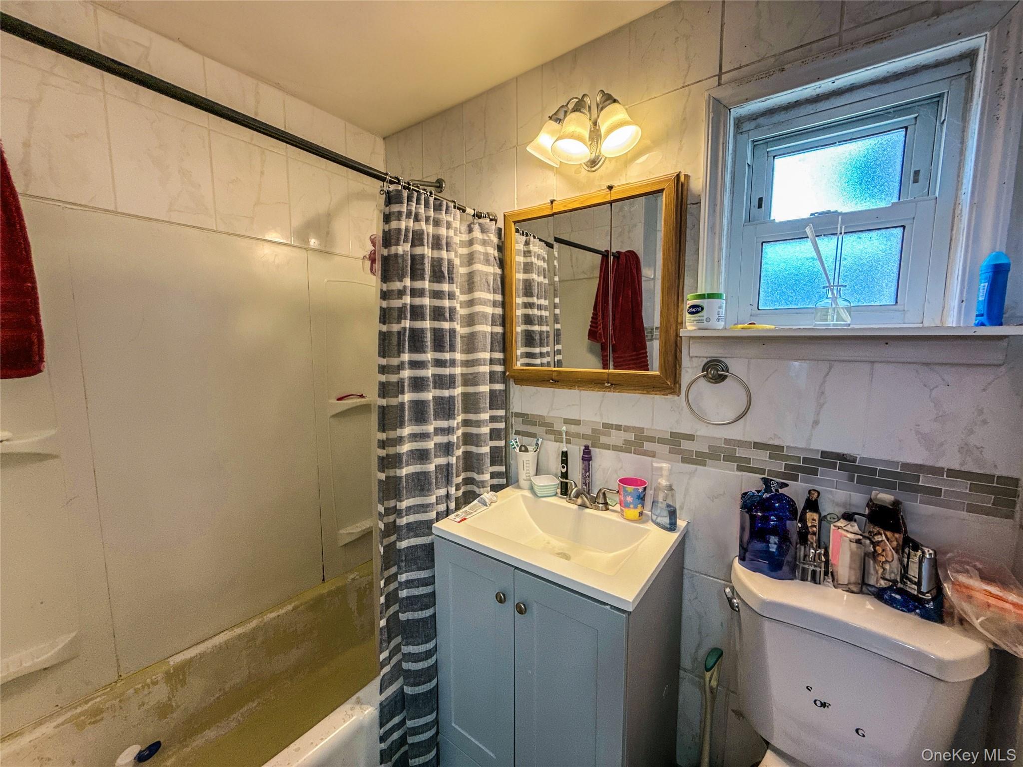 2068 Hermany Avenue, Bronx, NY 10473