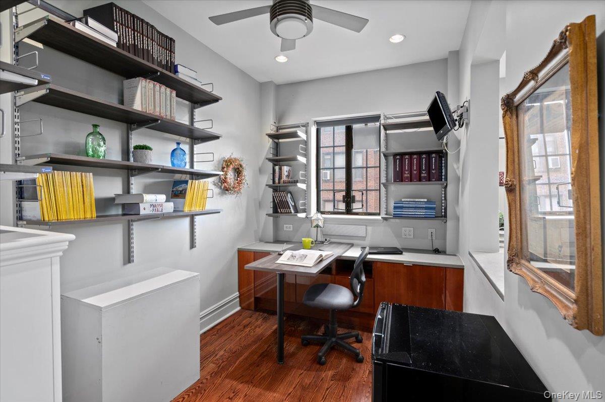 45 Pondfield Road W # 4C, Bronxville, NY 10708