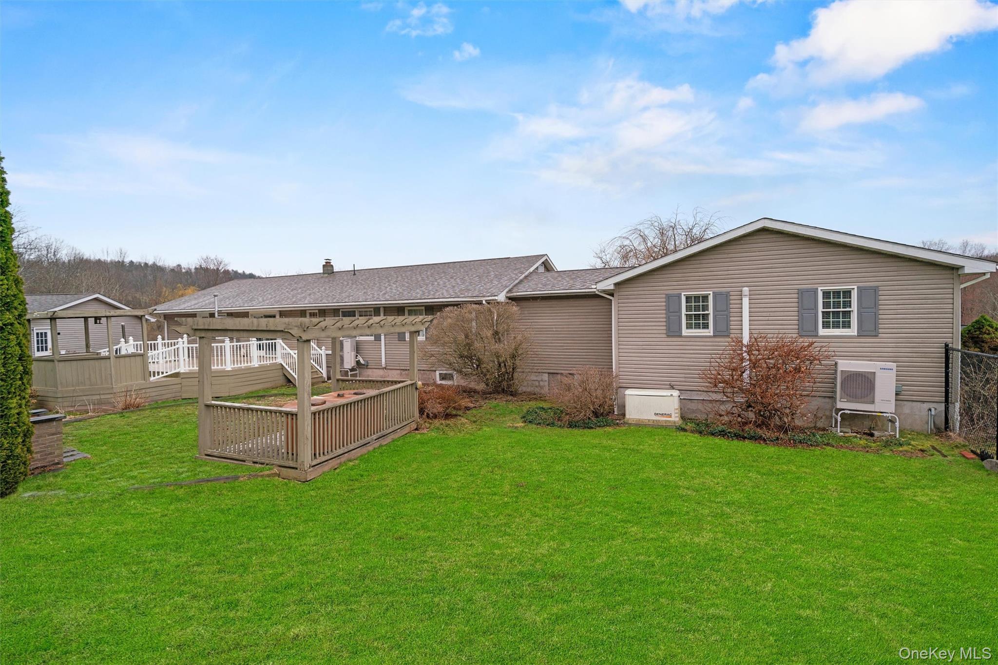 5 Hess Road, Callicoon, NY 12723