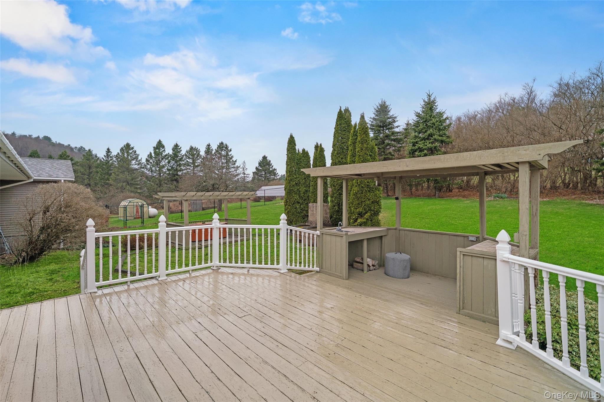 5 Hess Road, Callicoon, NY 12723