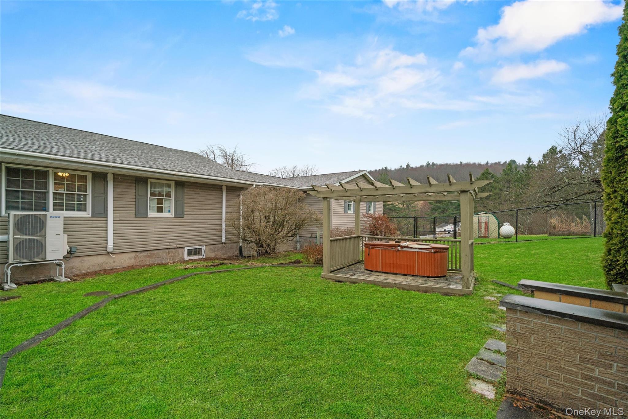 5 Hess Road, Callicoon, NY 12723