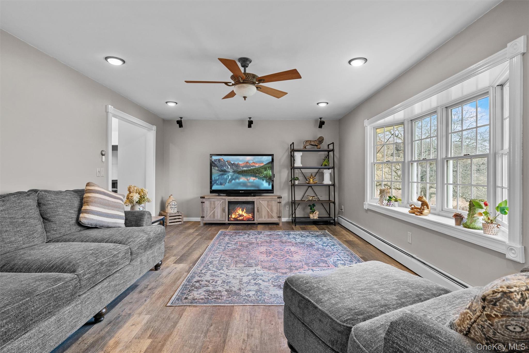 5 Hess Road, Callicoon, NY 12723