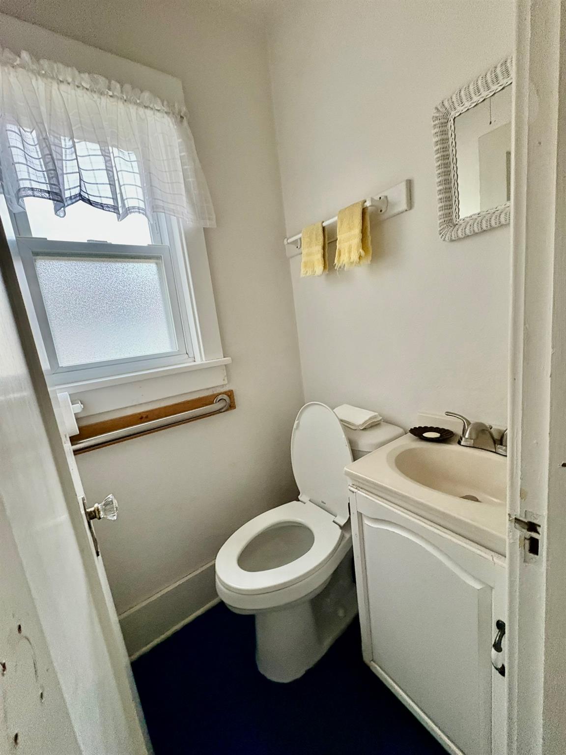 123 Rockland Road, Roscoe, NY 12776