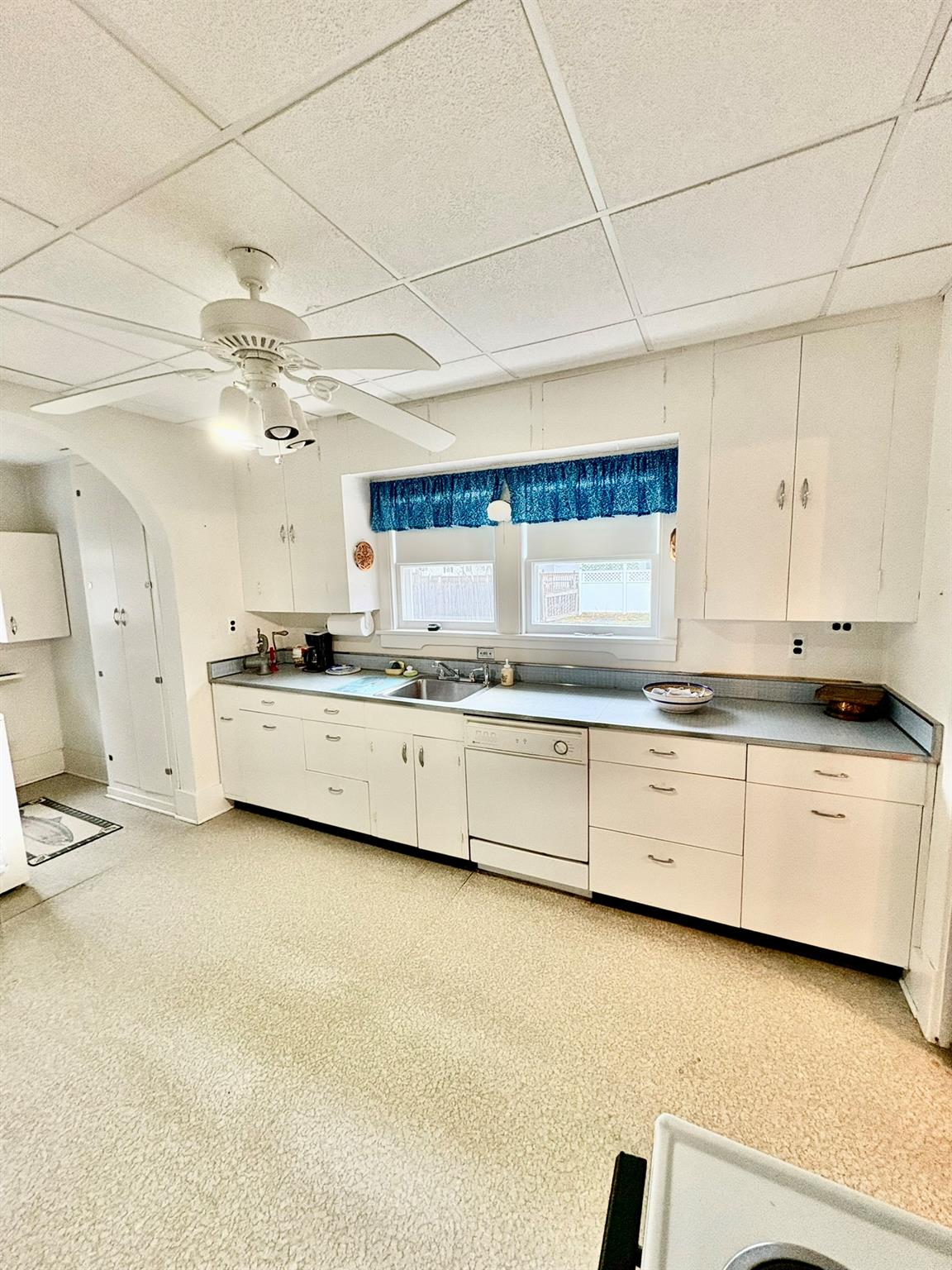 123 Rockland Road, Roscoe, NY 12776