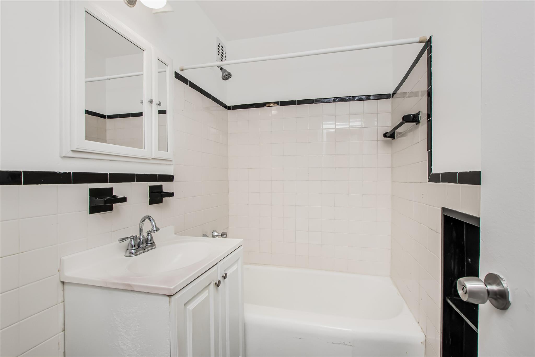 3131 Grand Concourse # 5D, Bronx, NY 10468