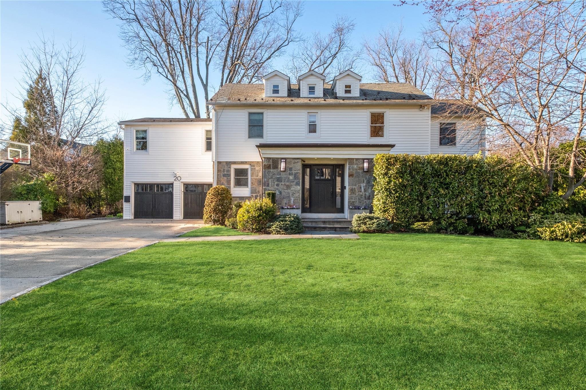 20 Stratton Road, Scarsdale, NY 10583
