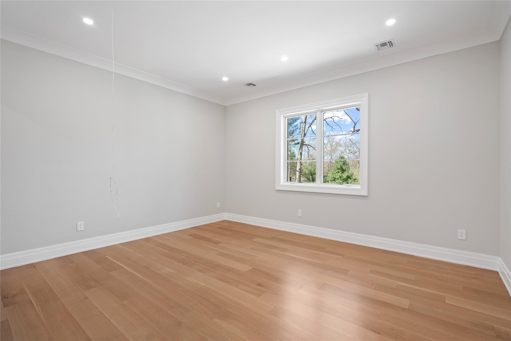 20 Knollwood Road, Muttontown, NY 11545